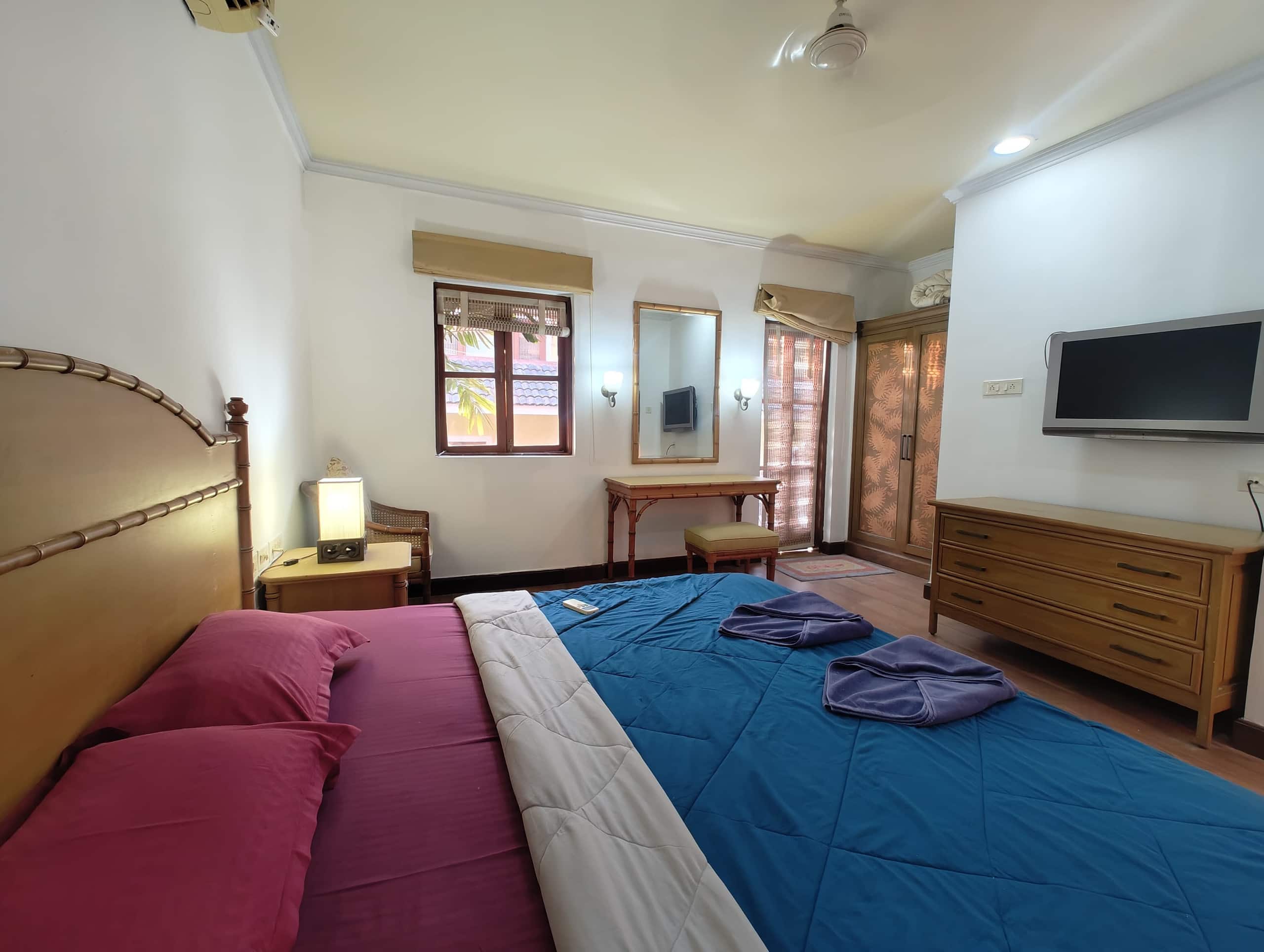 Golden Sands : Calm and Quiet 2BHK 4