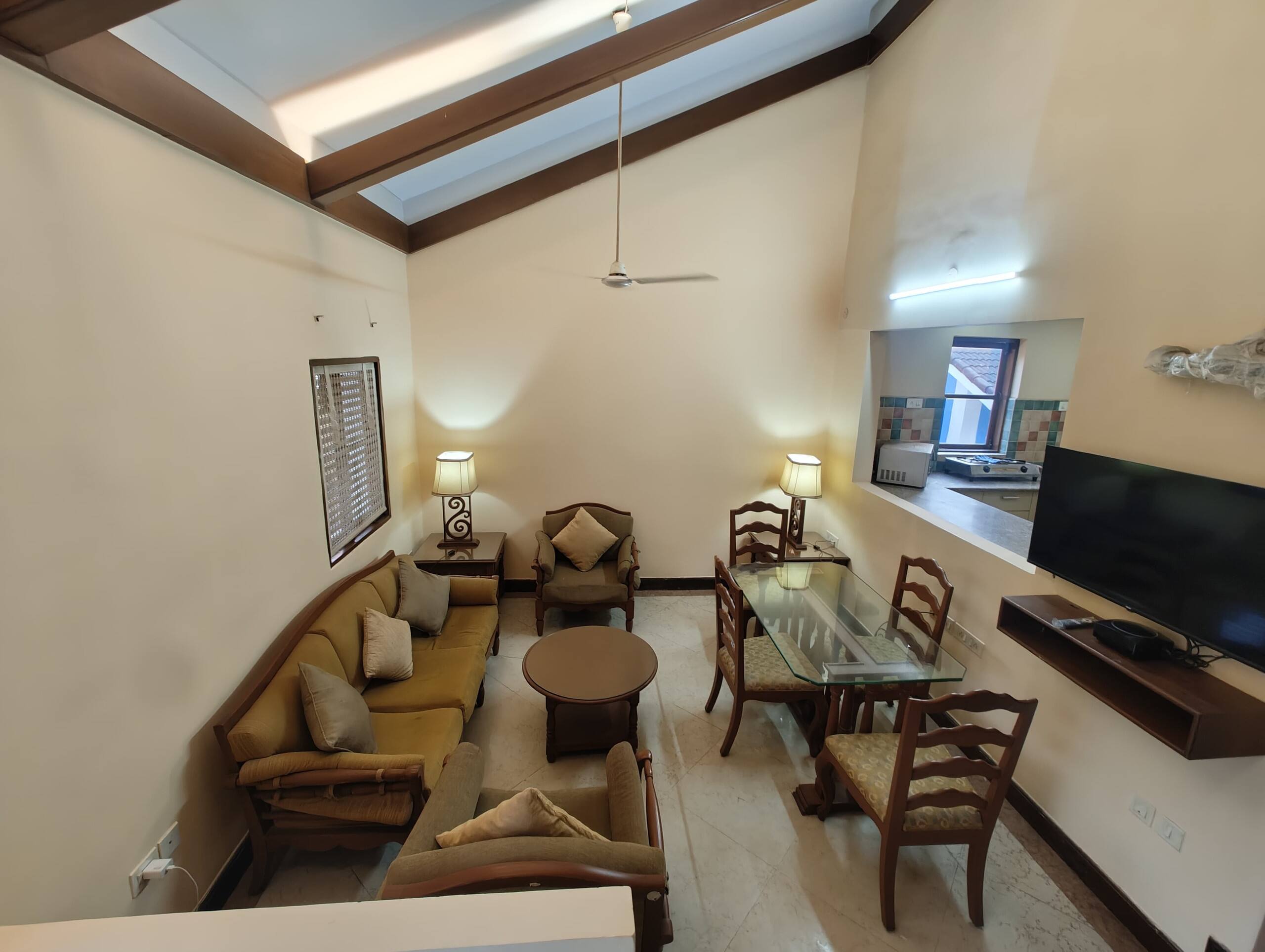 Golden Sands : Calm and Quiet 2BHK 9