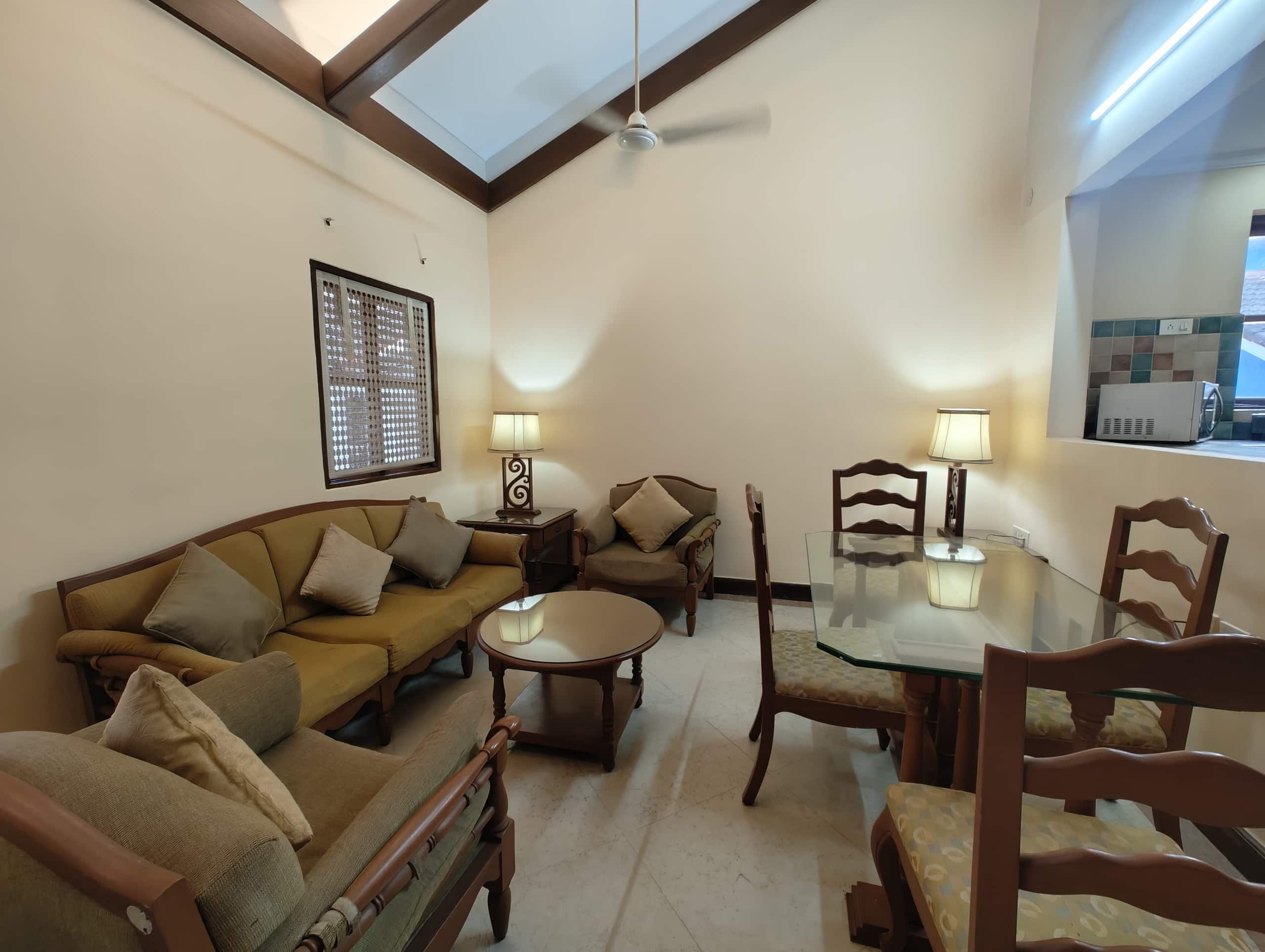 Golden Sands : Calm and Quiet 2BHK 8