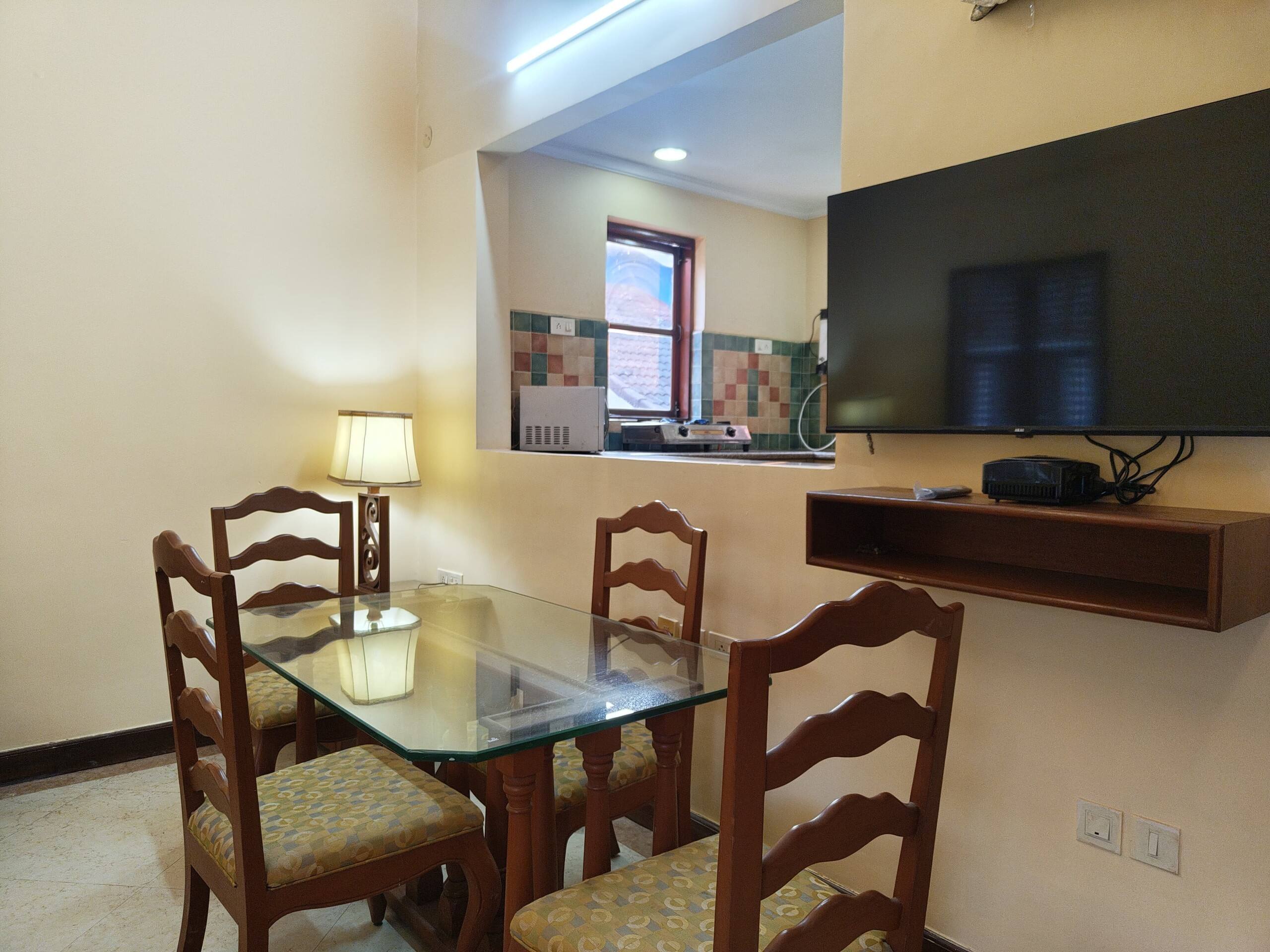 Golden Sands : Calm and Quiet 2BHK 5
