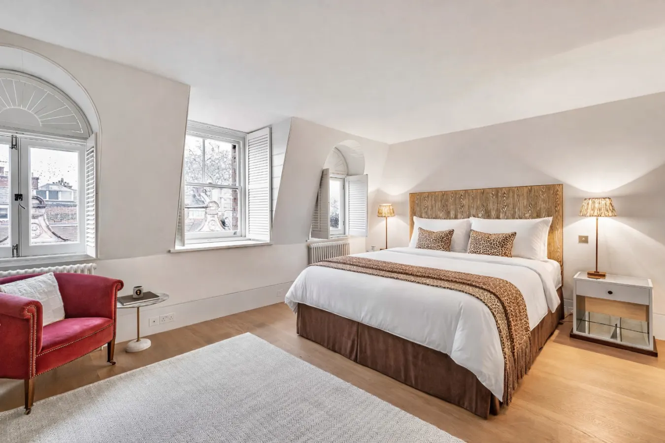 The Mayfair Penthouse Private Elevator, Large Rooftop Terrace & Central AC 19