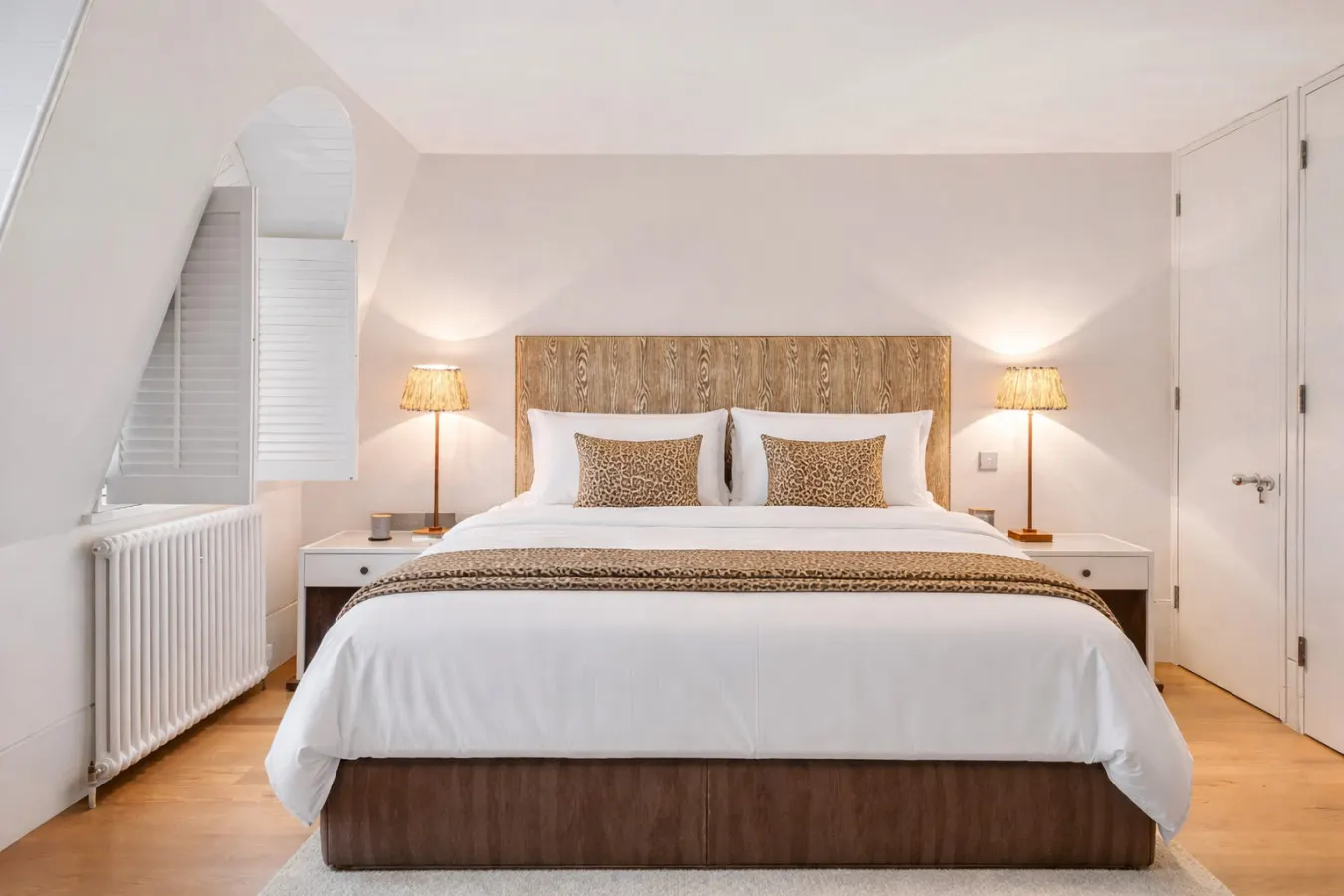 The Mayfair Penthouse Private Elevator, Large Rooftop Terrace & Central AC 20