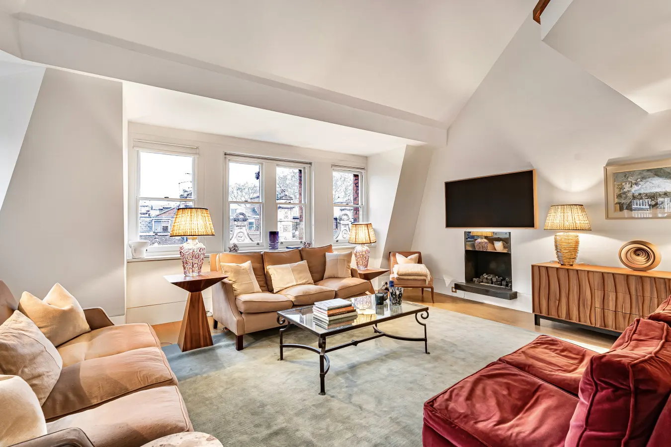 The Mayfair Penthouse | Private Elevator, Large Rooftop Terrace & Central AC — foto 3