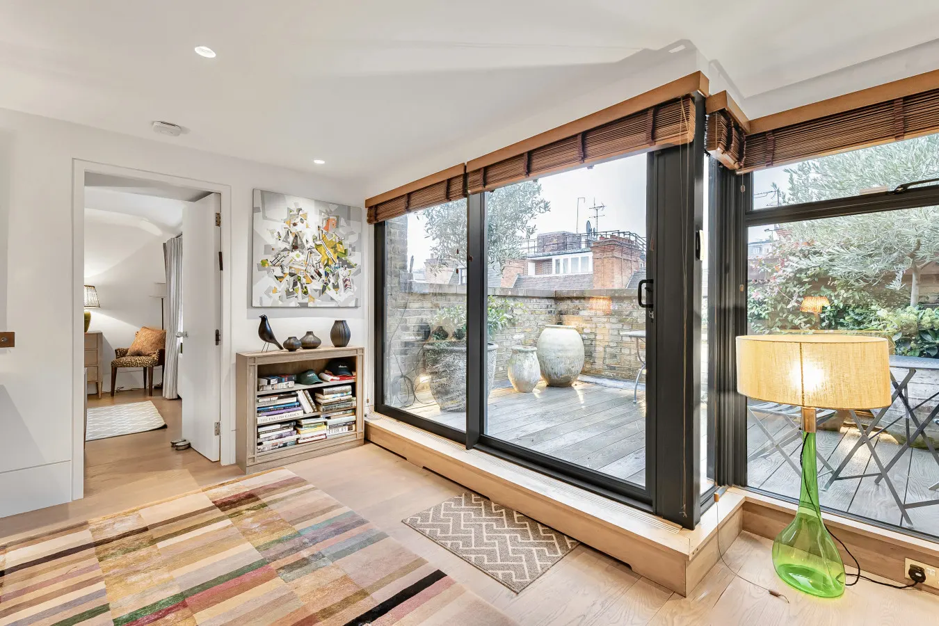 The Mayfair Penthouse | Private Elevator, Large Rooftop Terrace & Central AC — foto 5