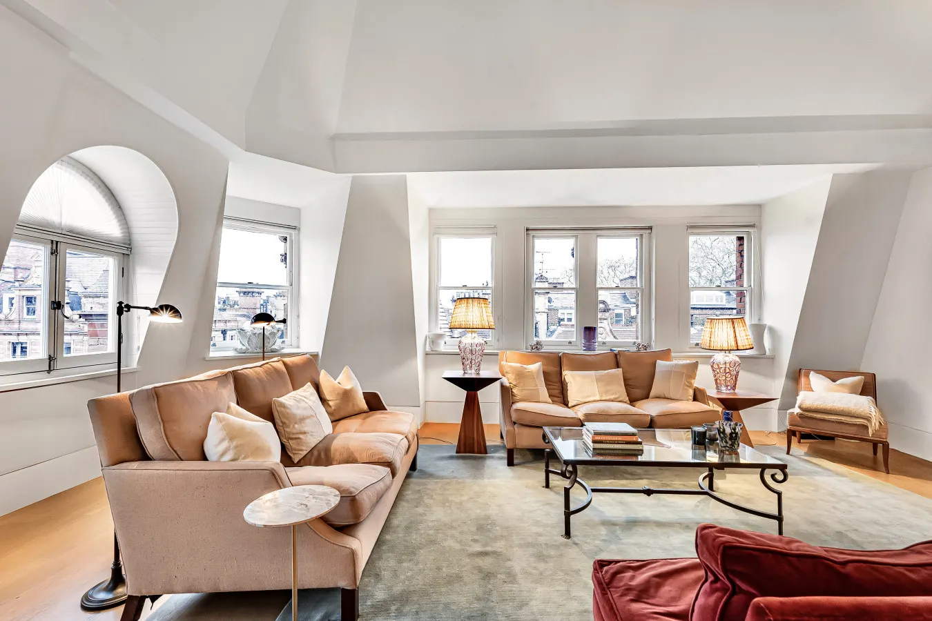 The Mayfair Penthouse Private Elevator, Large Rooftop Terrace & Central AC 6