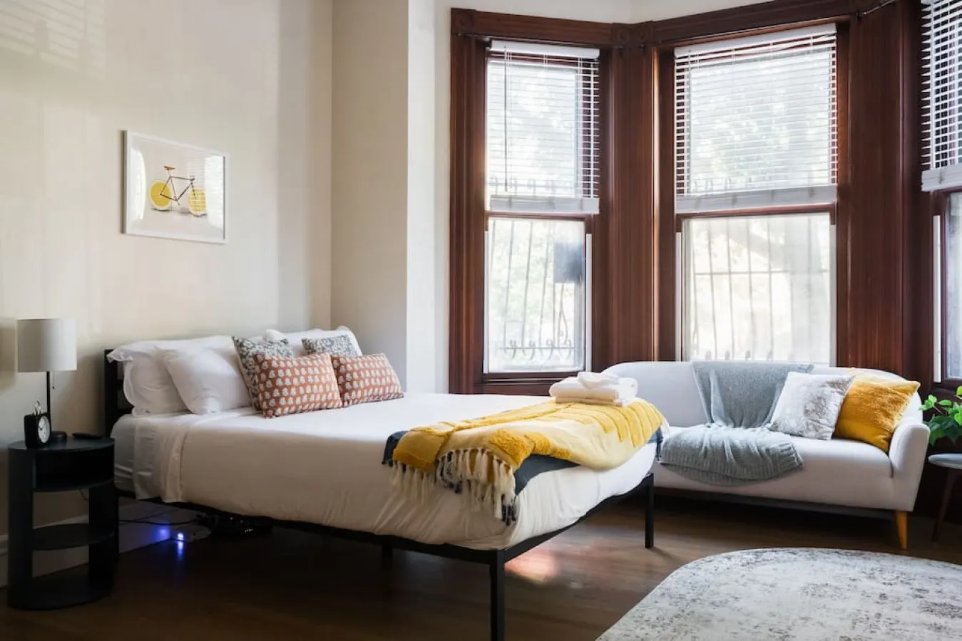 Bright Back Bay Studio 7