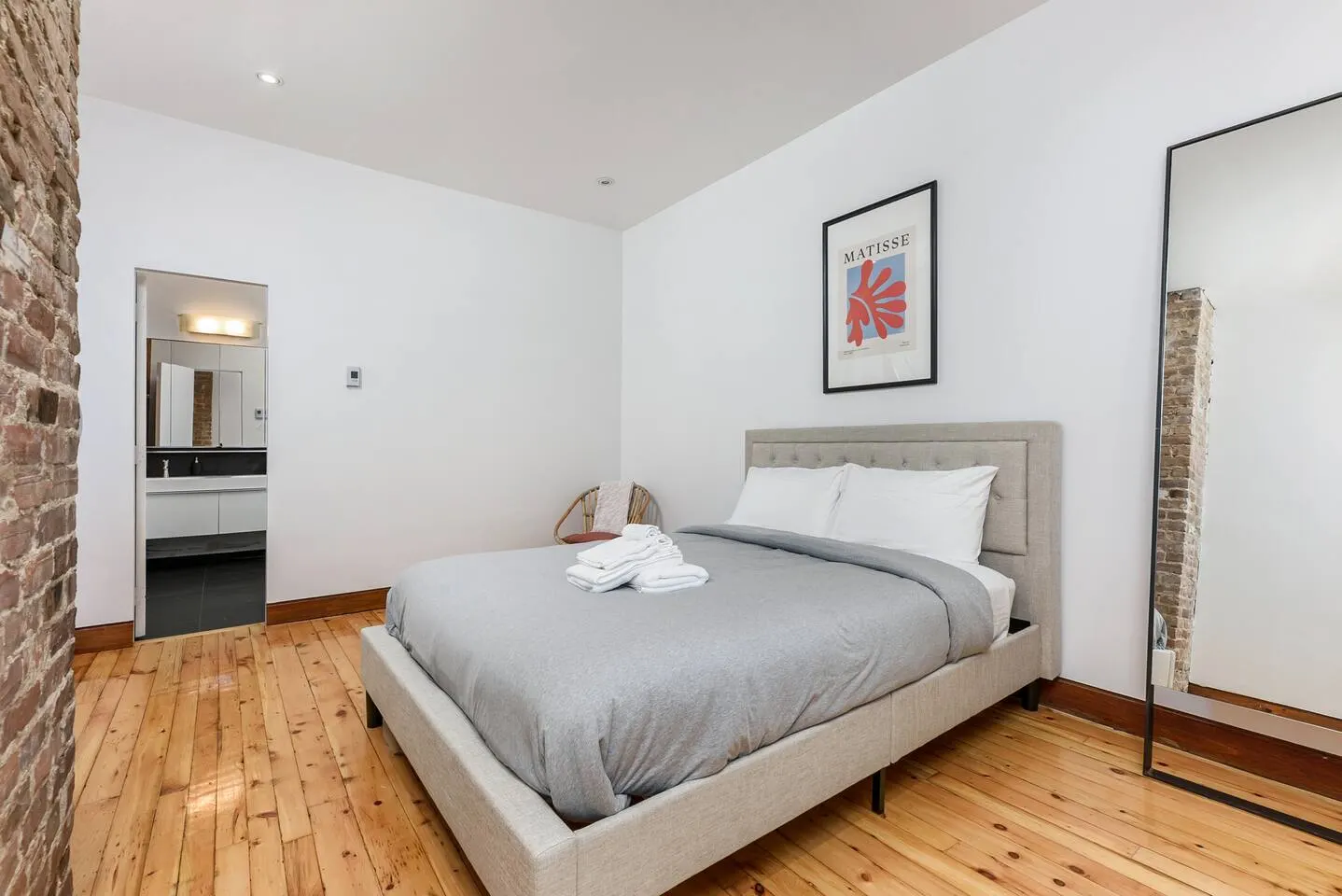 FurnishedMTL - Beautiful Spacious Flat Le Plateau 2
