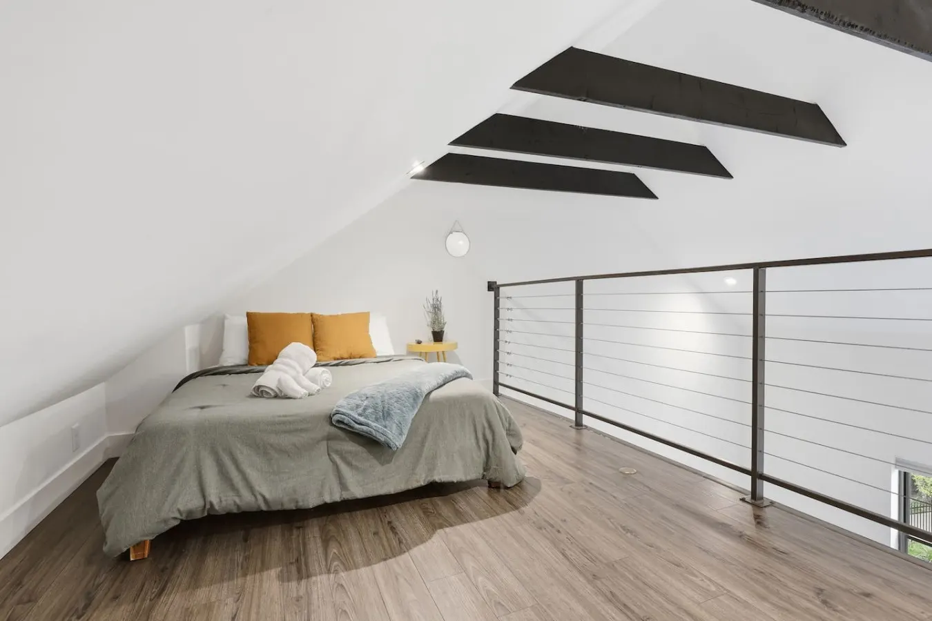 The Capital Loft: Work-Ready Long-Term Retreat 2