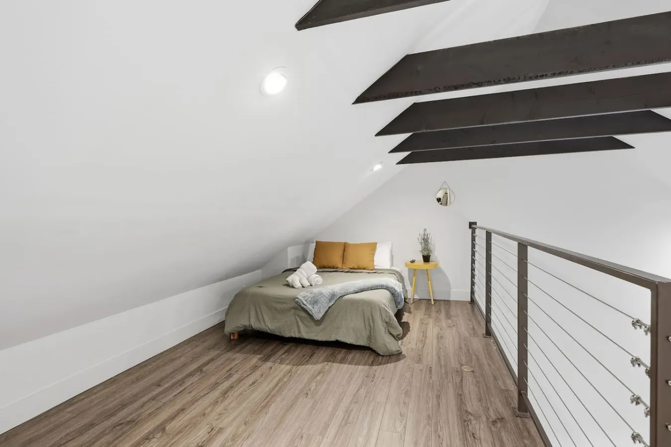 The Capital Loft: Work-Ready Long-Term Retreat 16
