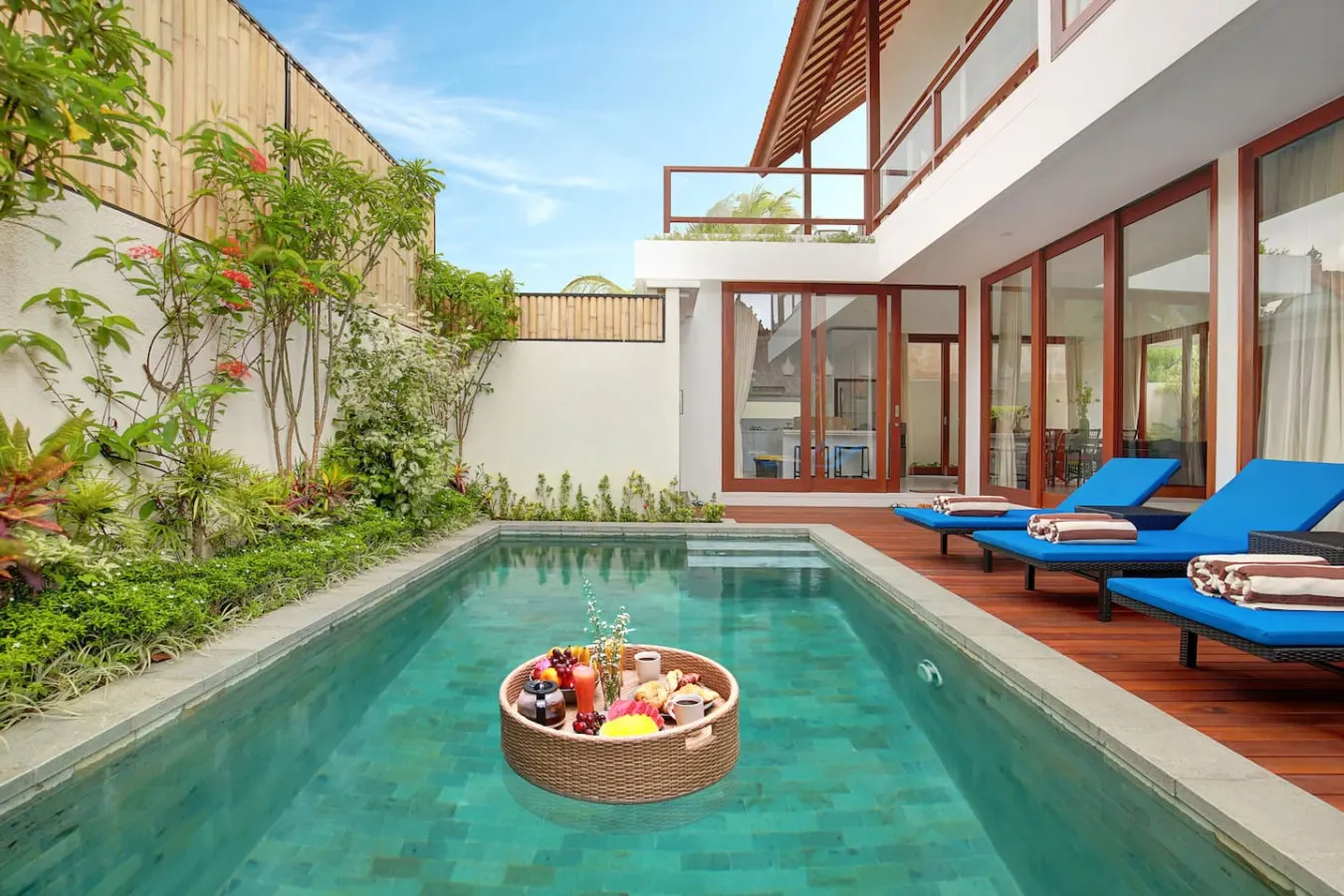 Villa Cassia. New 3 bedroom villa great location 7