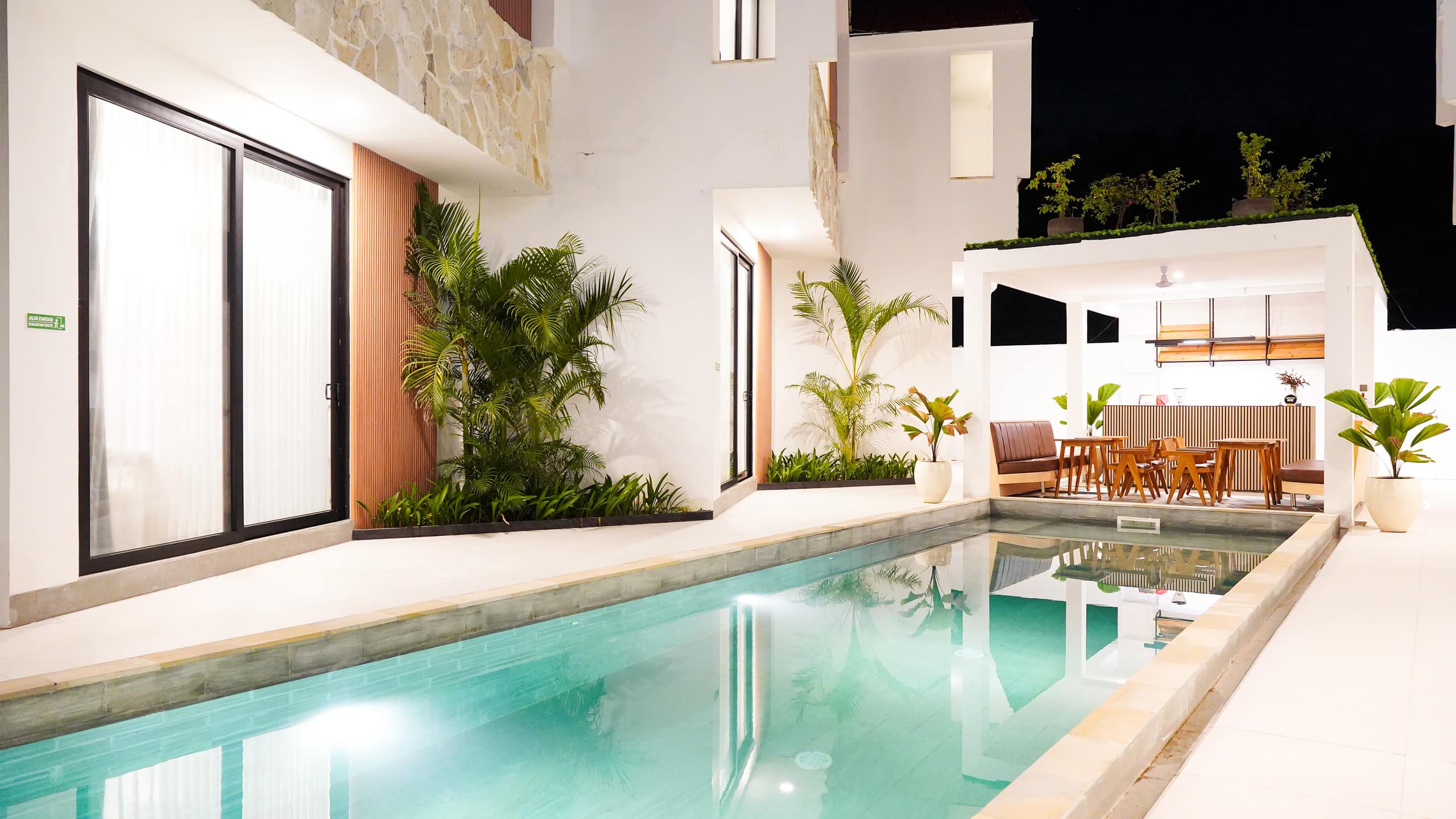 Numa Boutique Villas 11
