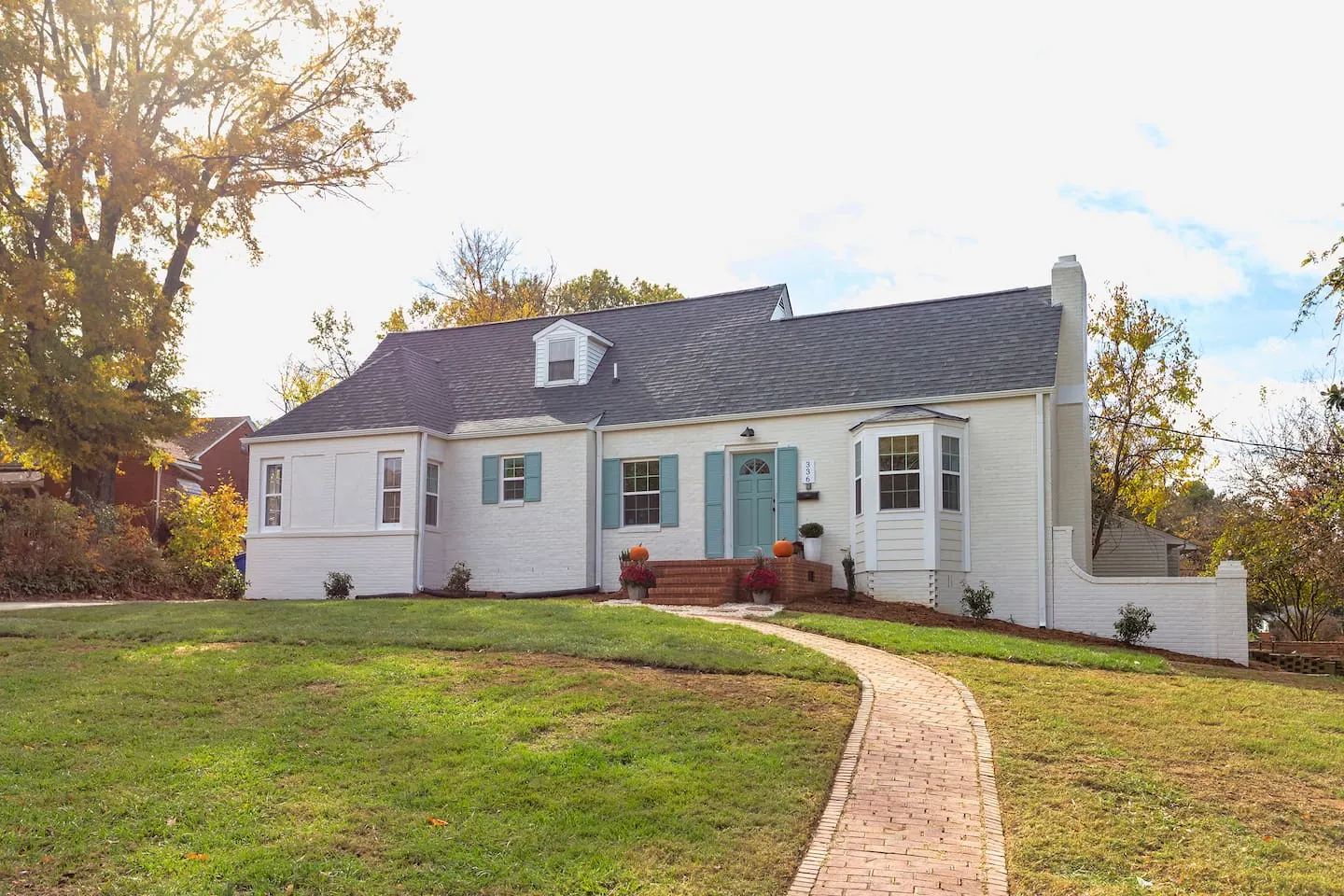 Radiant Home in Graham – Garden Views BBQ Grill 14