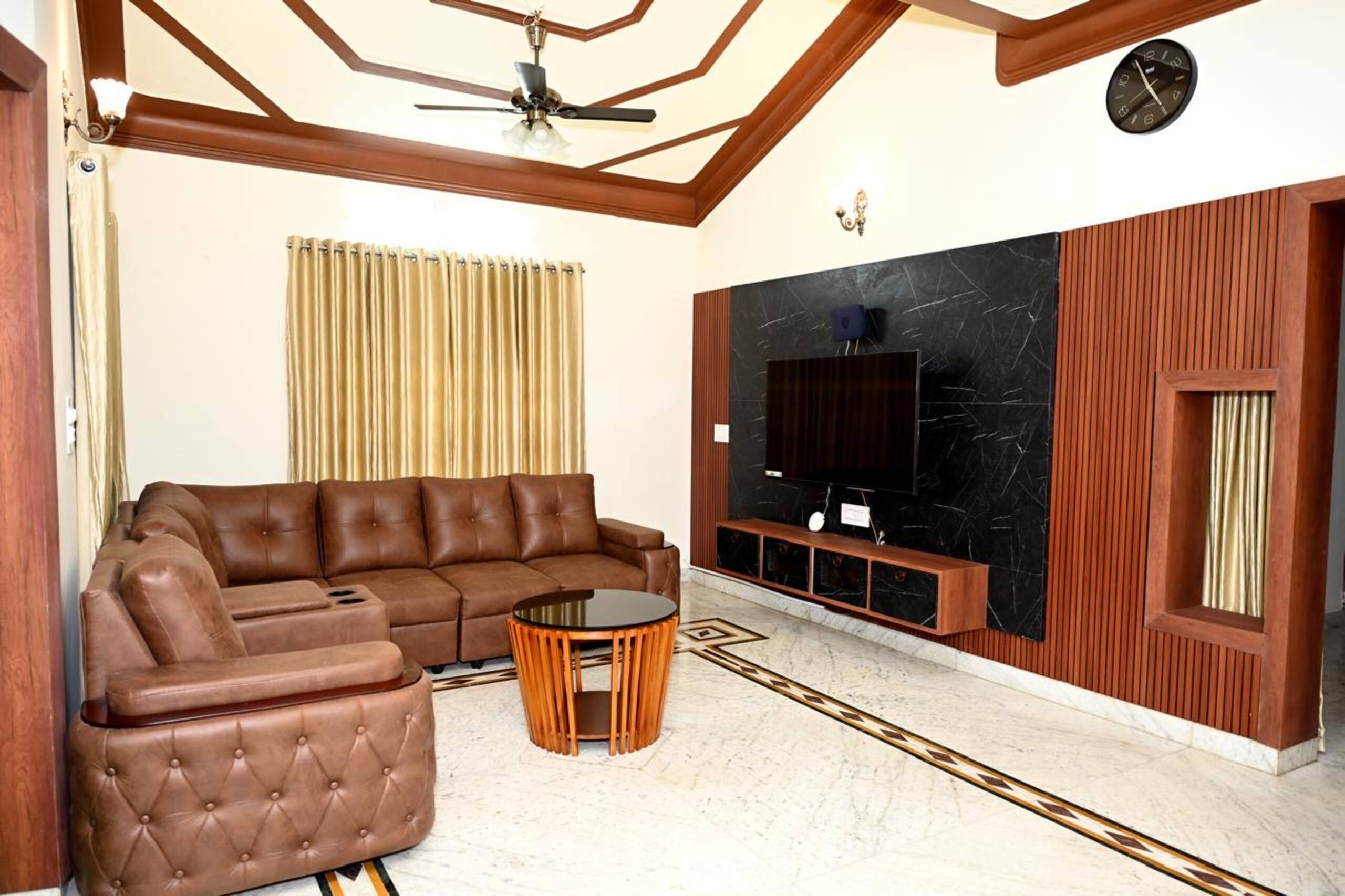 Kuppendare Coorg Home stay (1st F) 10