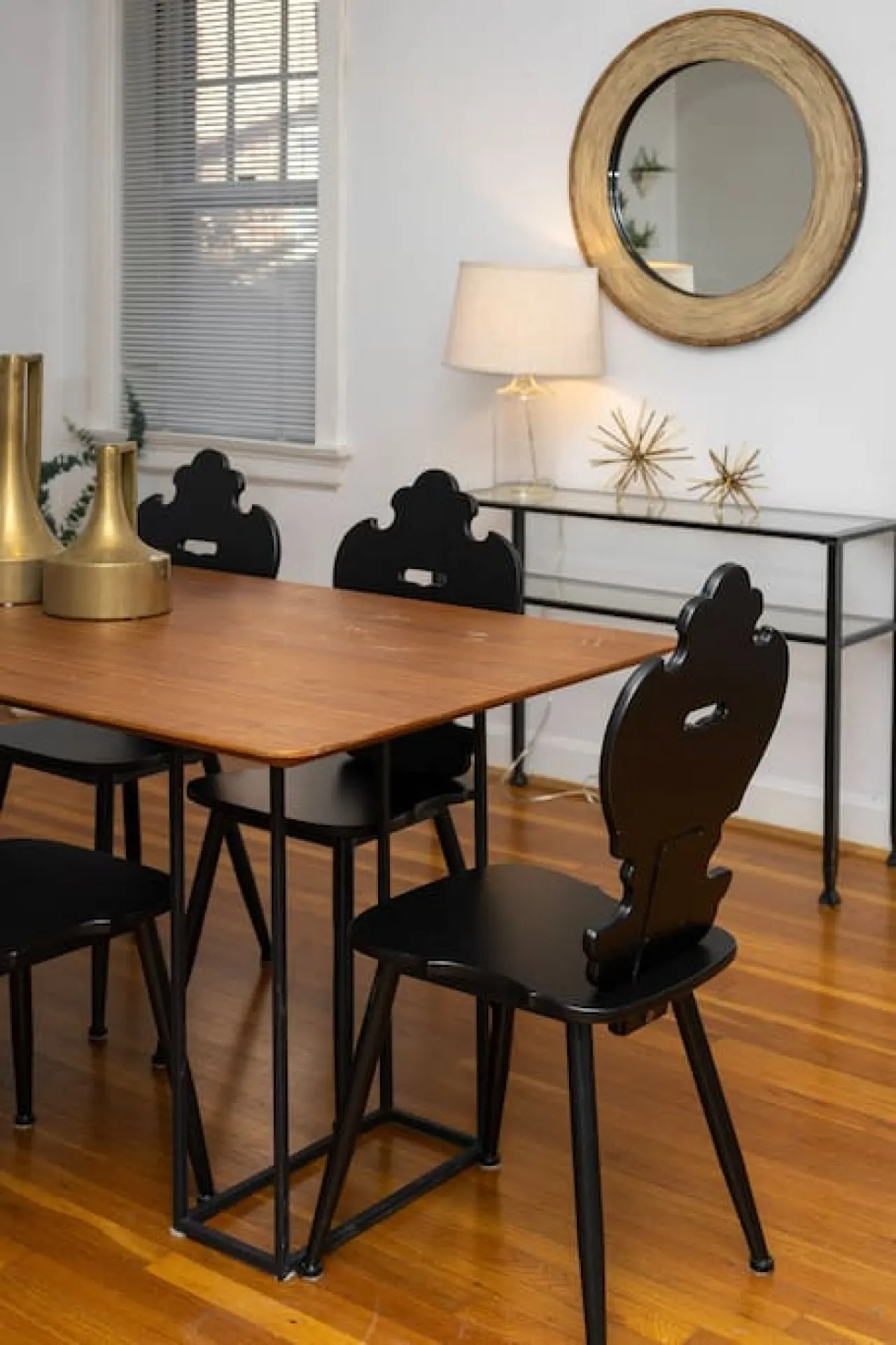 Hyde Park Comfort with Office Near Everything 4