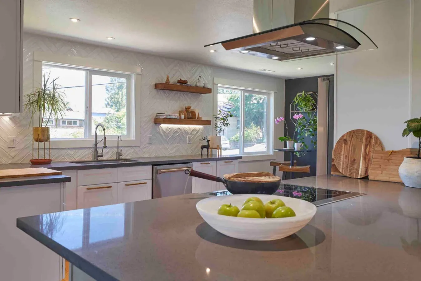 Zen Haus Luxe | King Suites | Sunset views | UO — photo 4