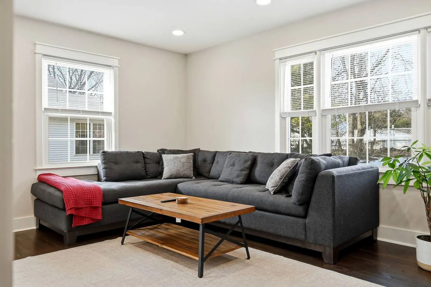 Downtown Retreat with 2 Primary Suites 12