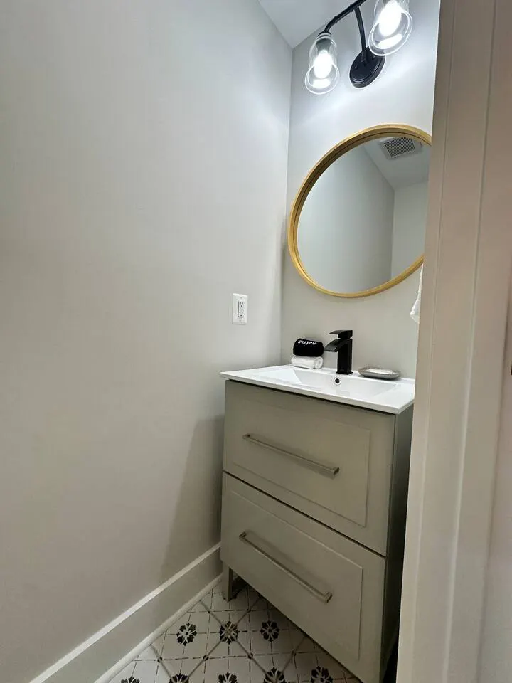 Downtown Retreat with 2 Primary Suites 19