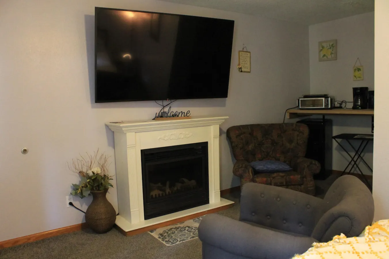 Strawberry Hills | The Switchback Studio | Cabin 1 — photo 4