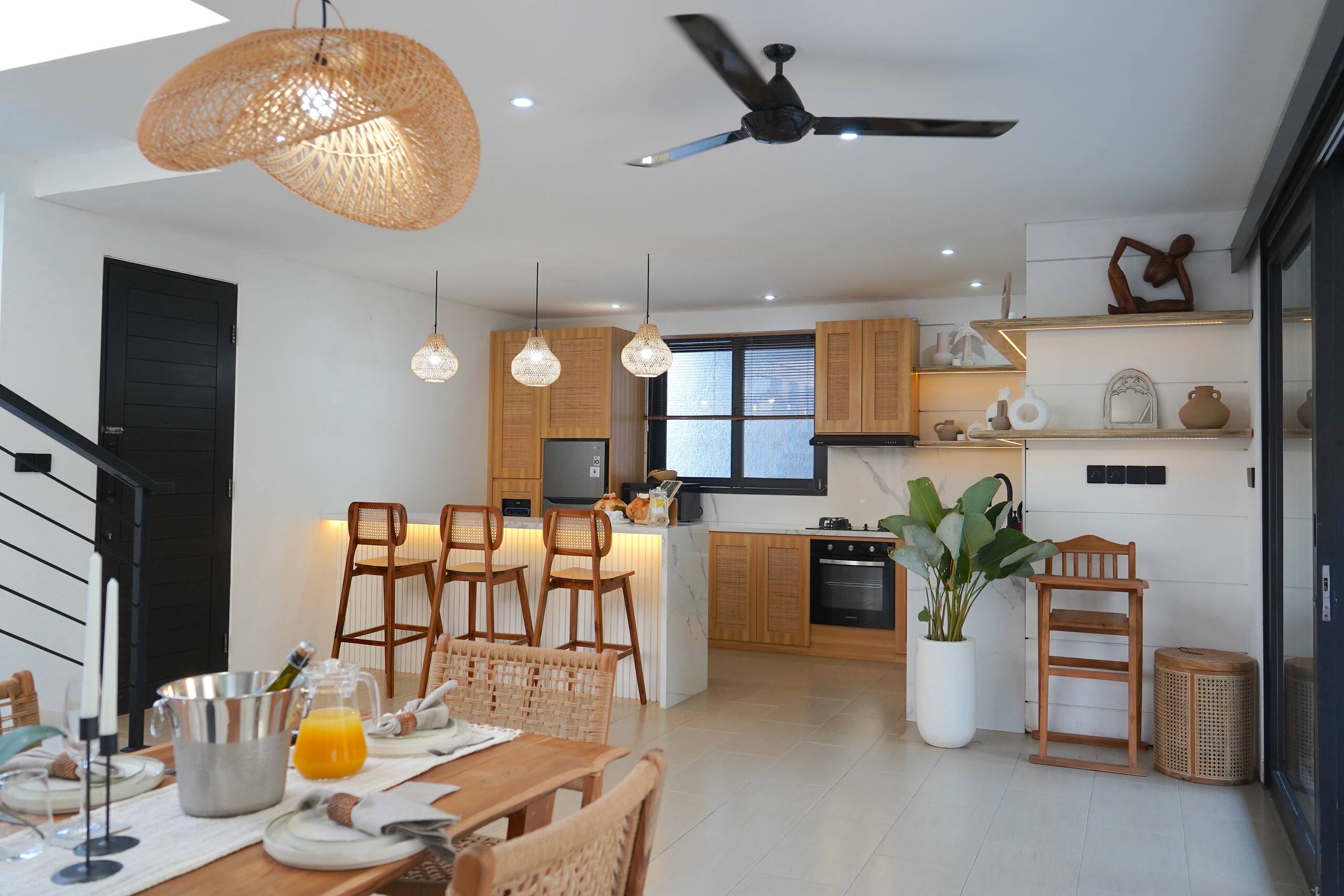 Villa Admire - Spacious, Garden & Homey, Bali 12