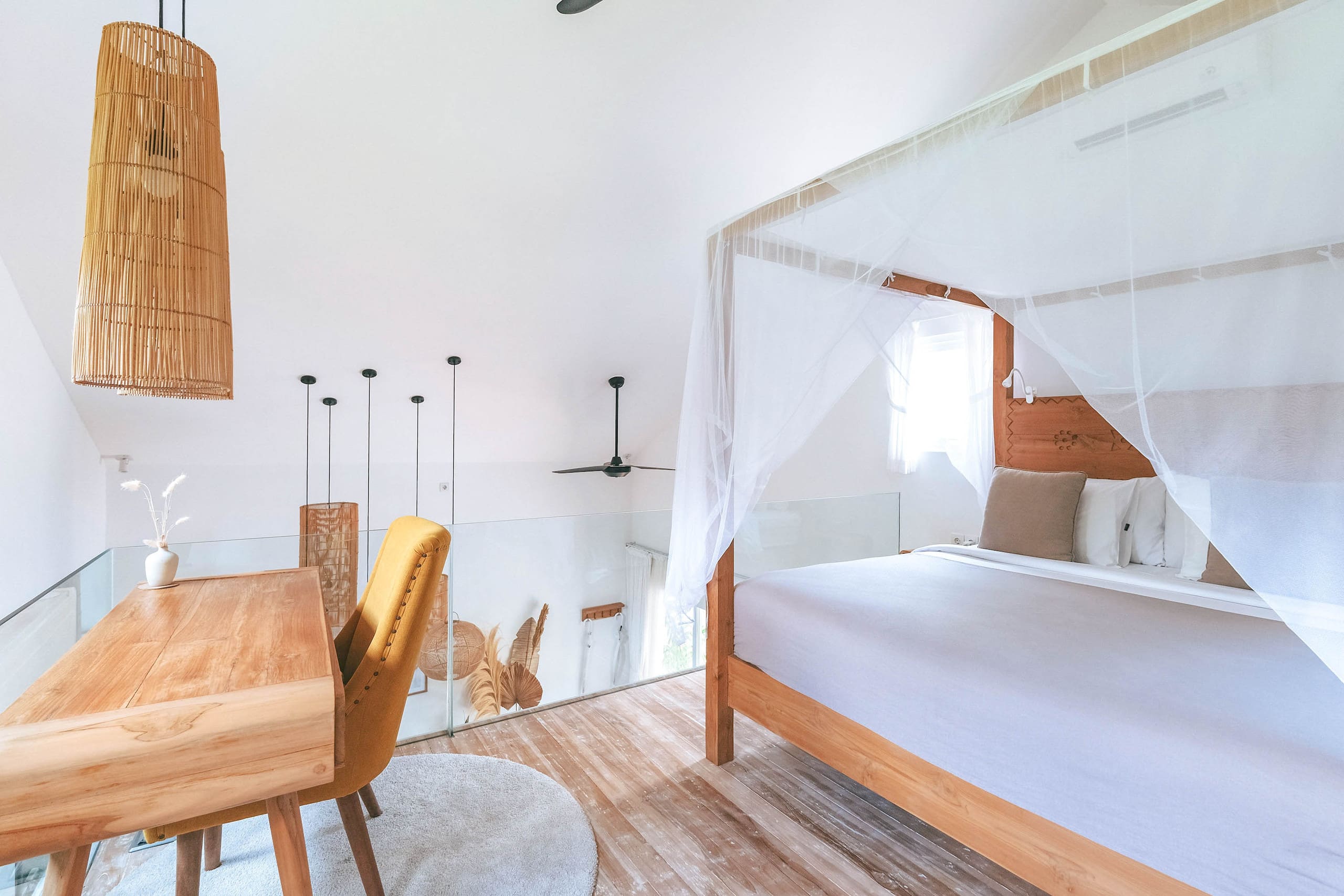 2BR Sun&Moon Pool Villa, Walk to Cafés, Near Beach 19