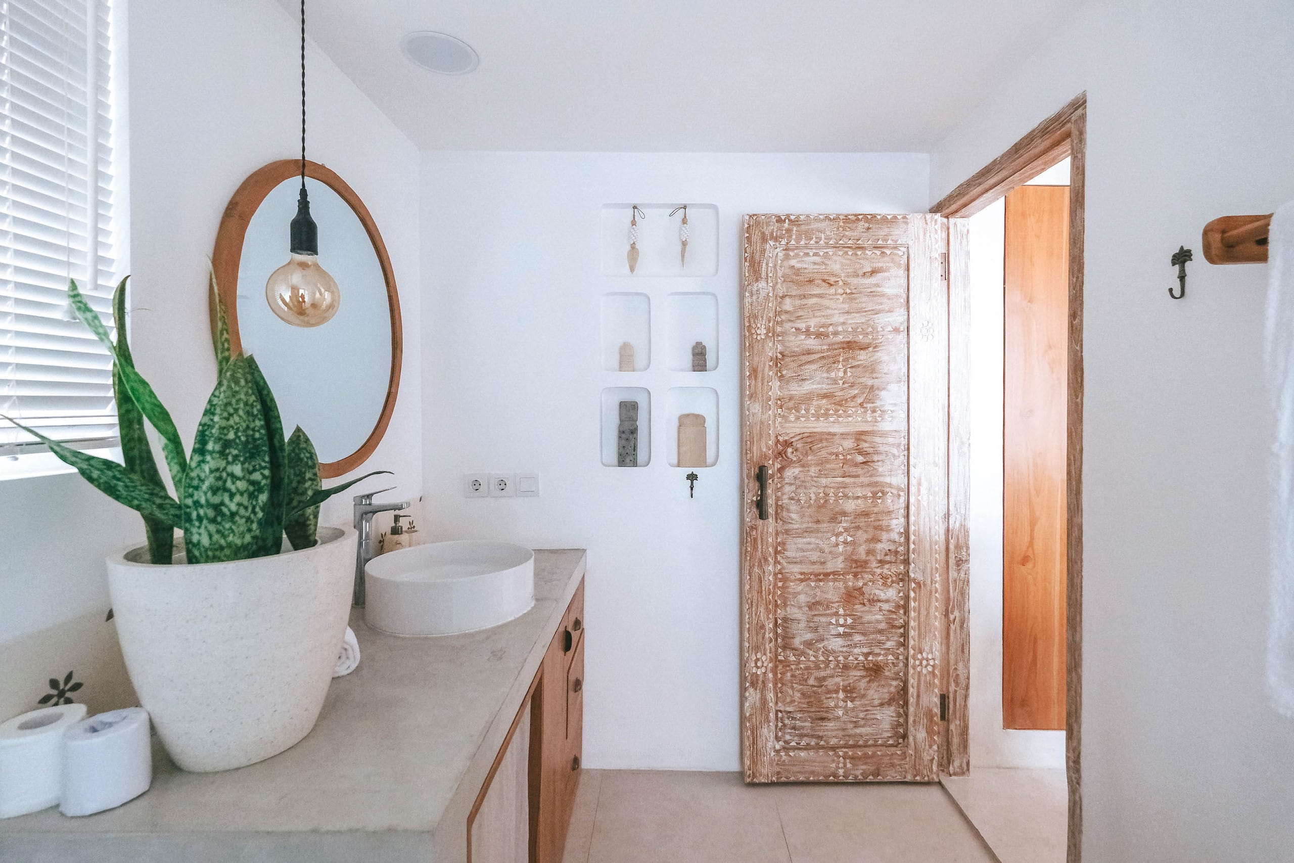 2BR Sun&Moon Pool Villa, Walk to Cafés, Near Beach 34