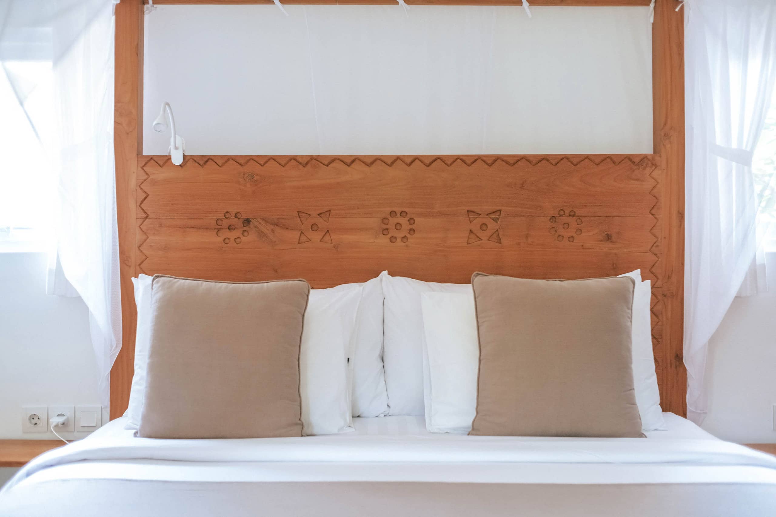 2BR Sun&Moon Pool Villa, Walk to Cafés, Near Beach 21