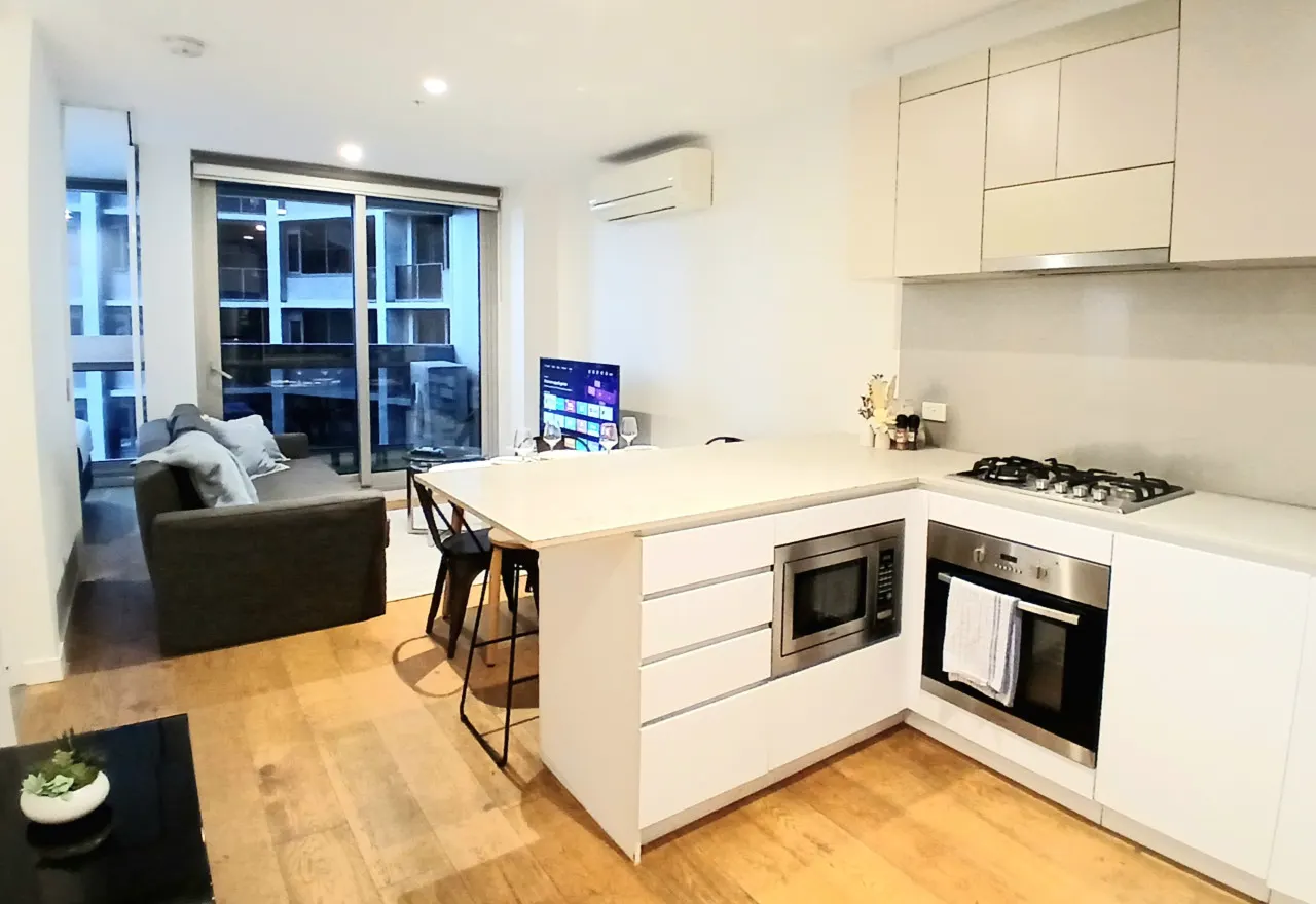 ReadySet Apartments on Rose Lane - 2 Bedroom Apartment RL6 1