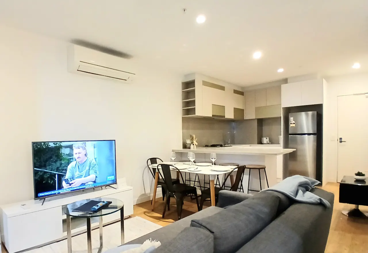 ReadySet Apartments on Rose Lane - 2 Bedroom Apartment RL6 2