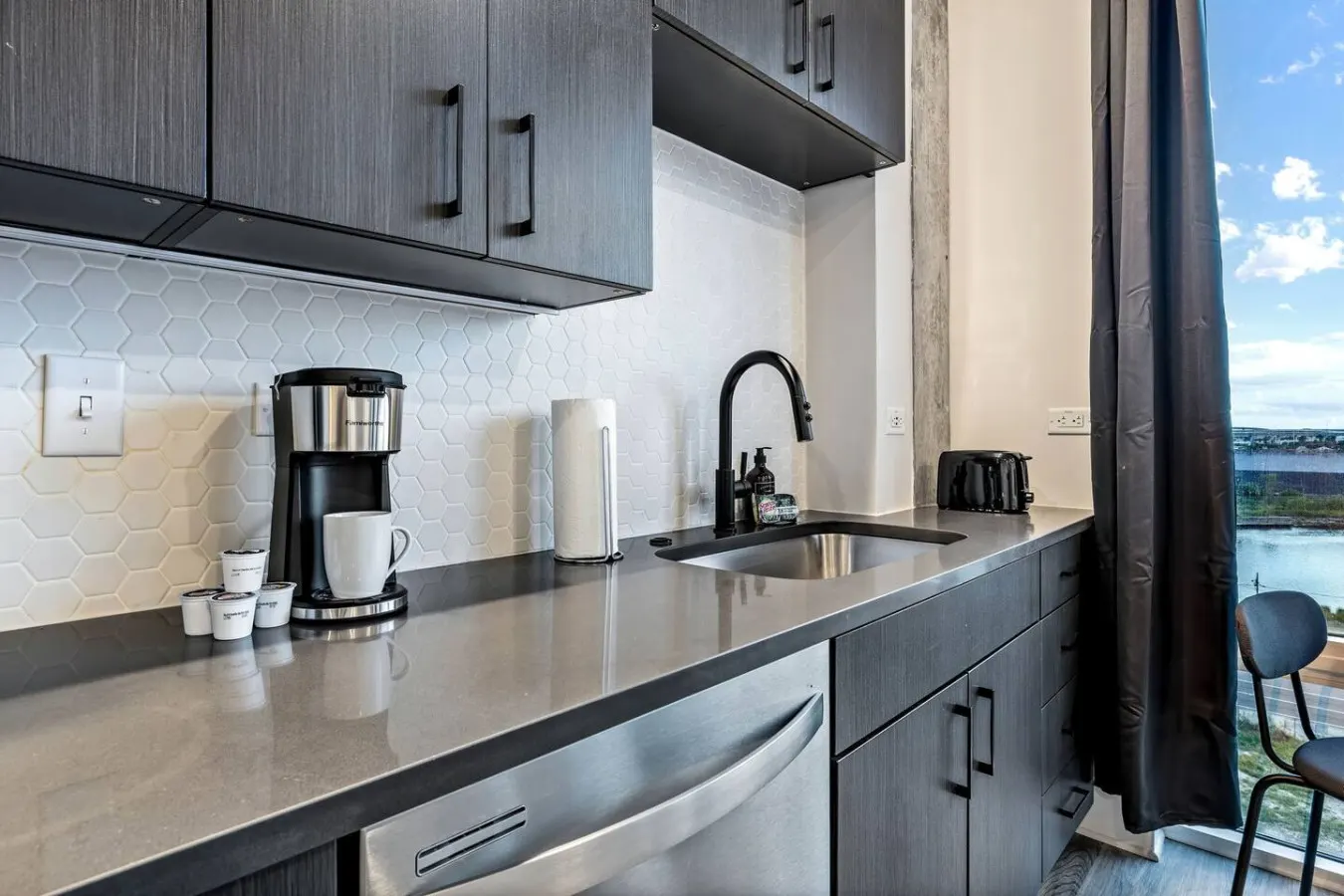 1BD in Channelside District Perfect Remote Work 17