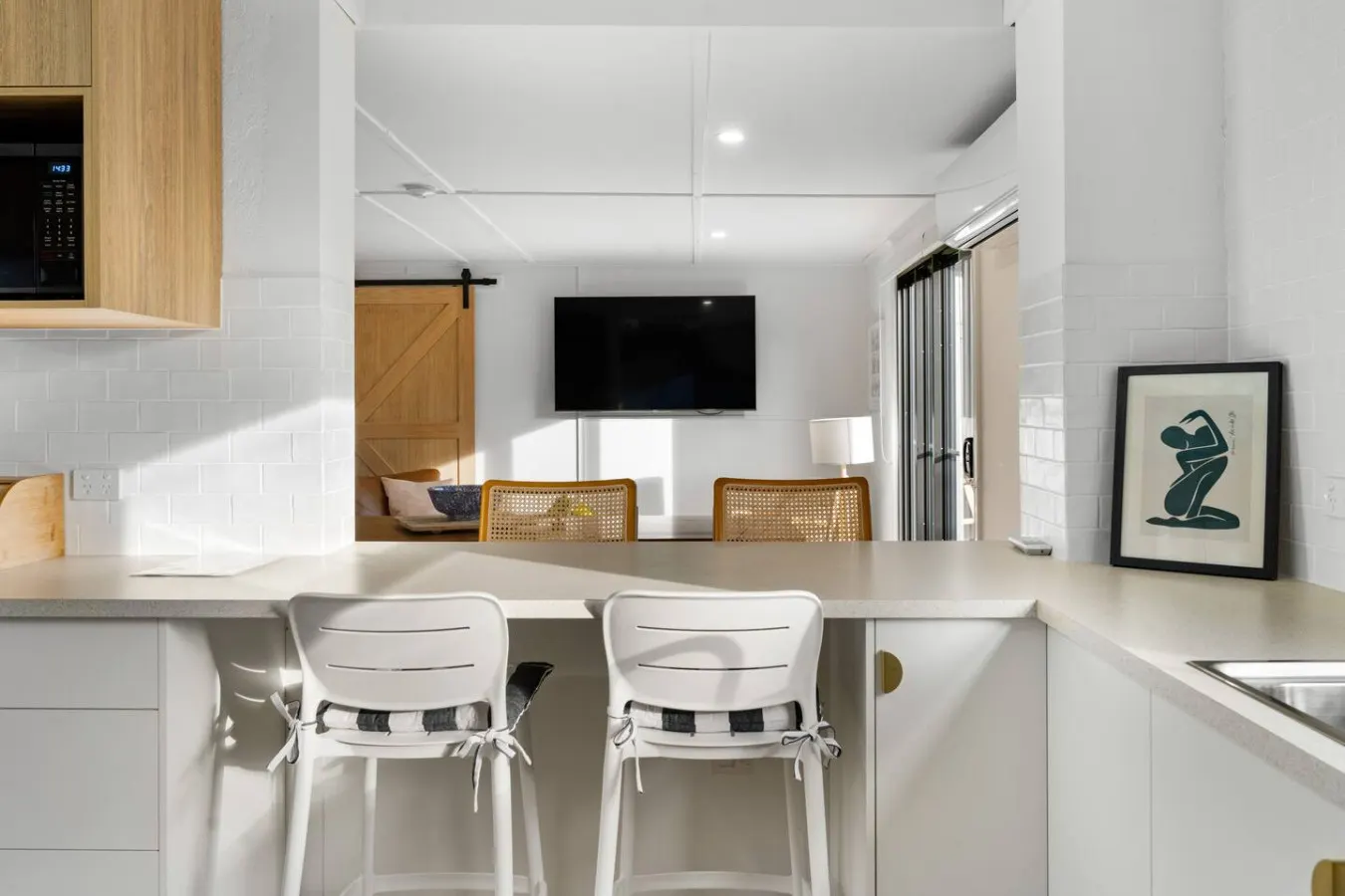 The Dingaling—Beach House Bliss with BBQ 13