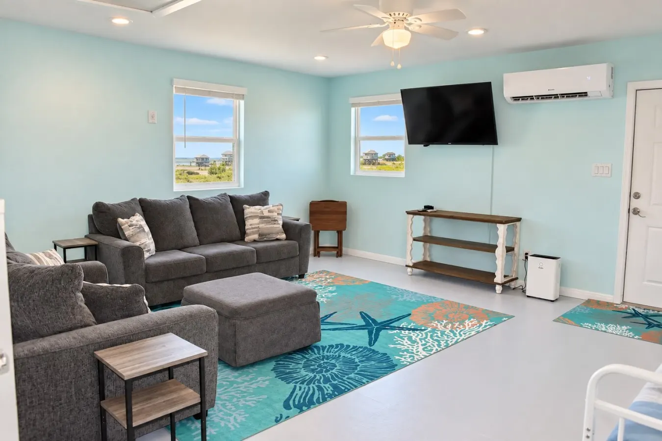 Crabby Cove, Bolivar Peninsula, Gulf & Bay Views, Bird Watching, Walk to Beach, Sleeps 5 — photo 4