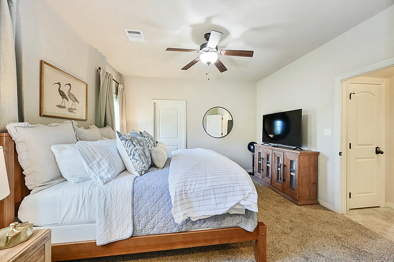 Uptown Aggie– 4BR Near Kyle Field 2