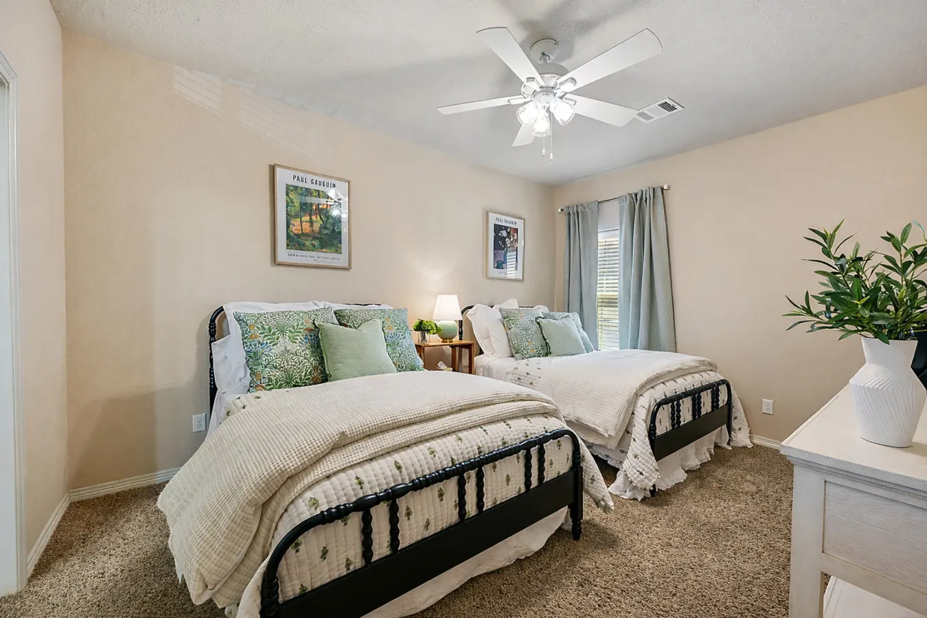 Uptown Aggie– 4BR Near Kyle Field 3