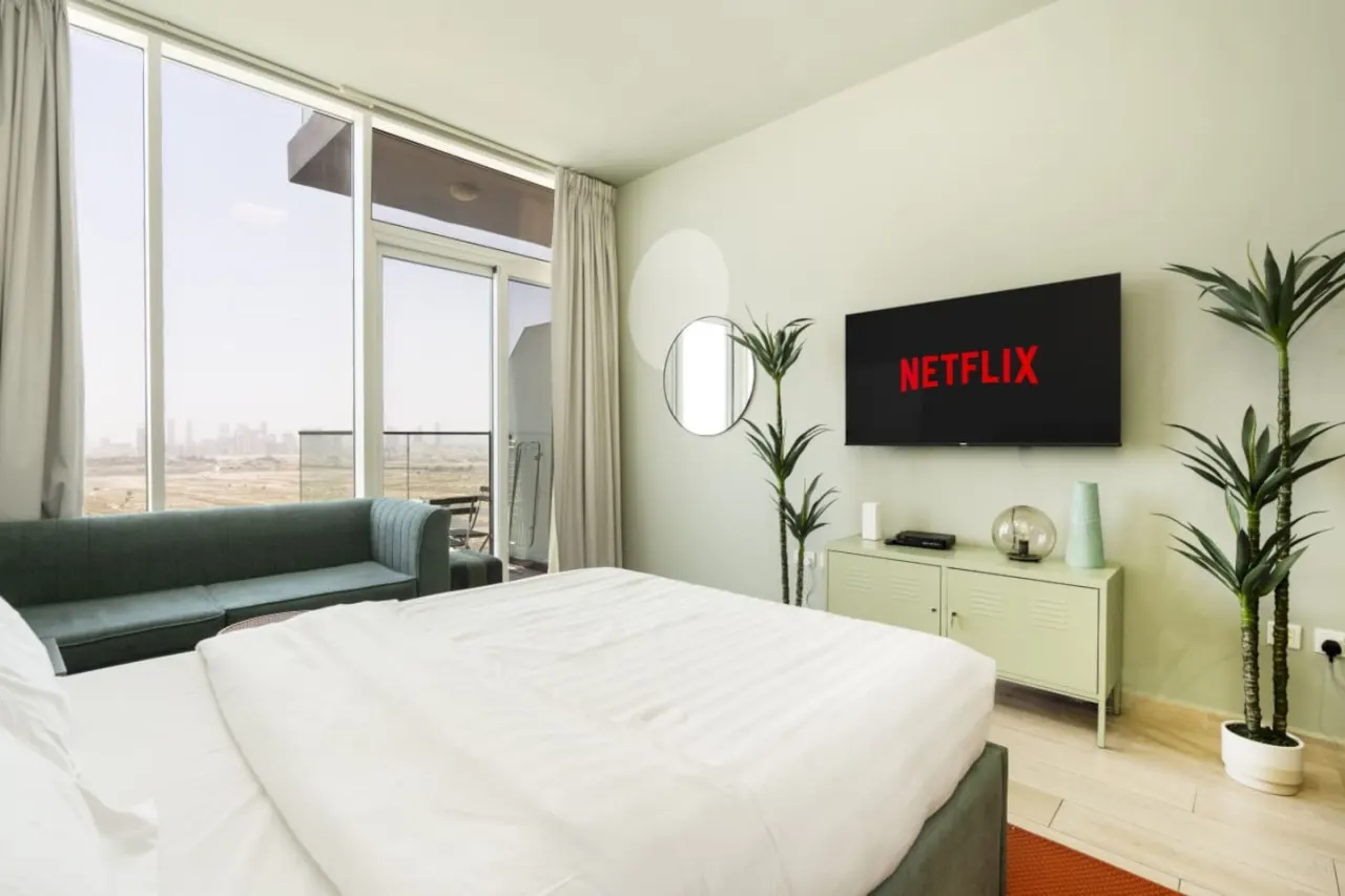 Cosy Studio Apartment - Jumeirah Village Circle