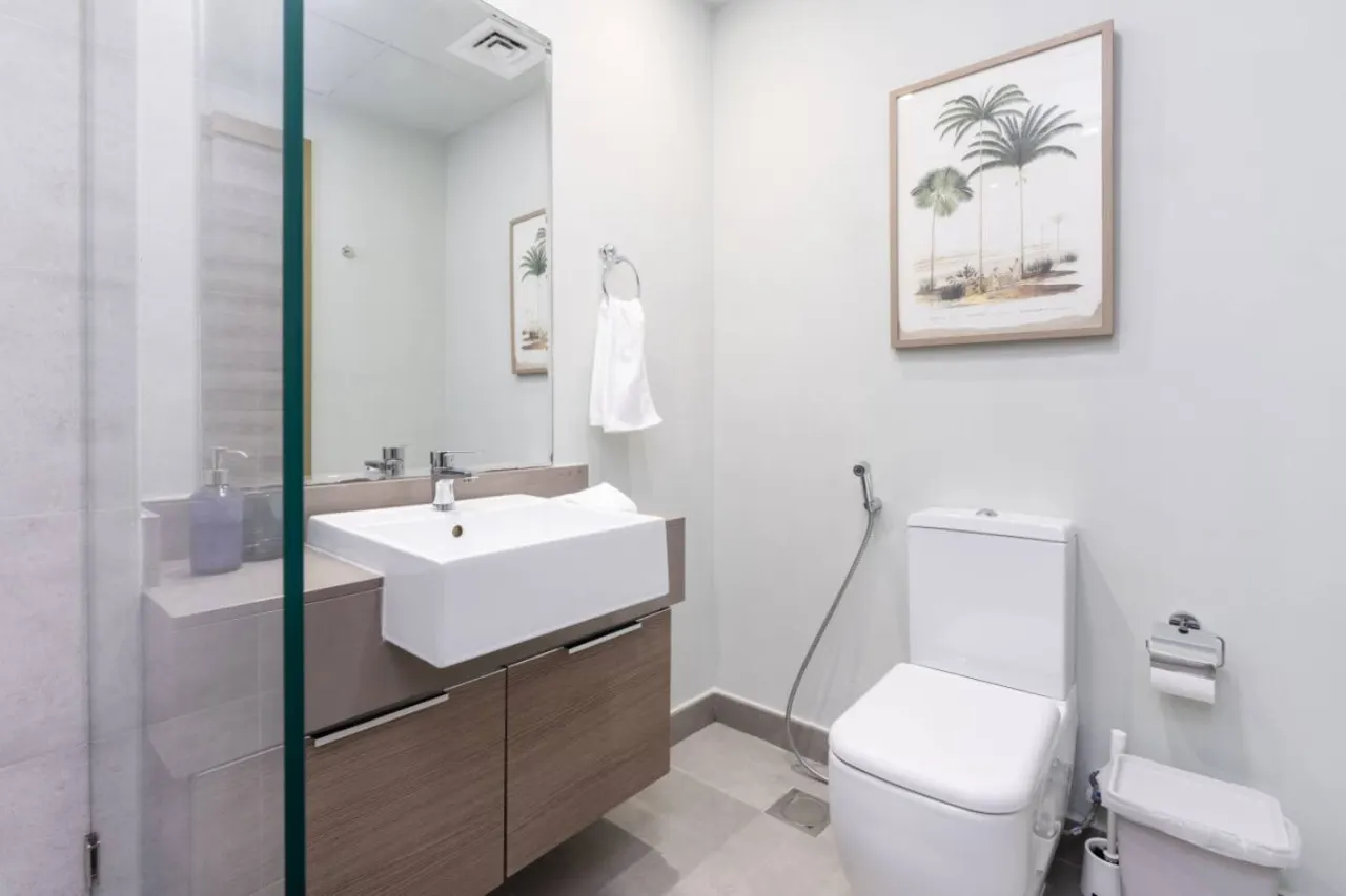 Cosy Studio Apartment - Jumeirah Village Circle 10