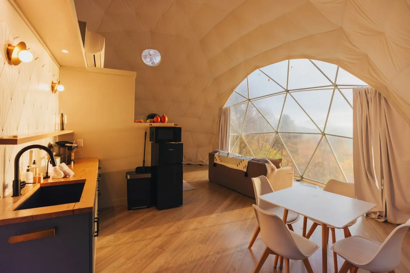 Asheville Luxury Glamping Dome Mtn View, Hot Tub 20