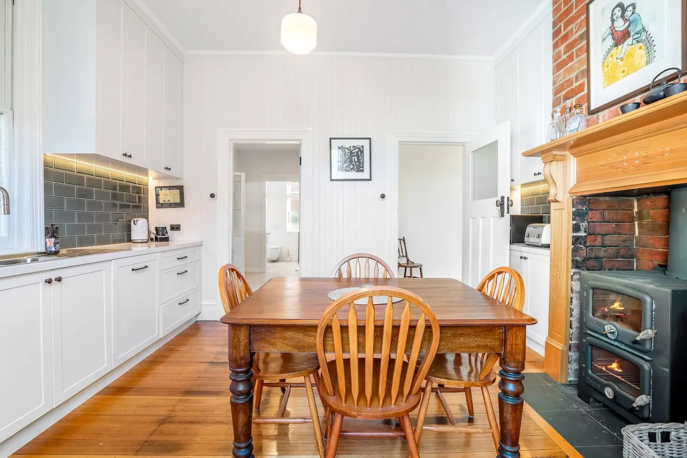 Cosy Upgraded Character Home in Leafy West Hobart 11