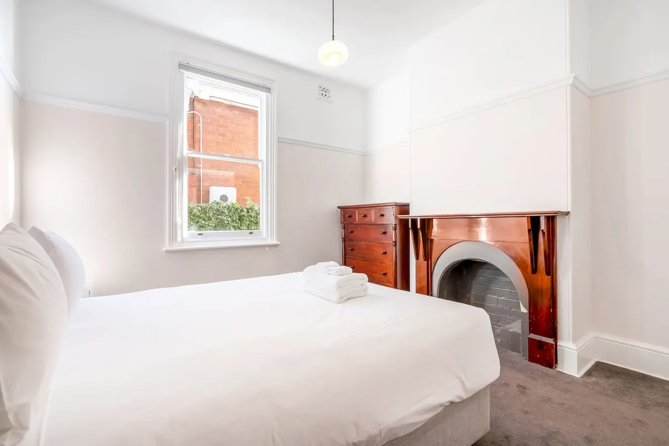 Cosy Upgraded Character Home in Leafy West Hobart 19
