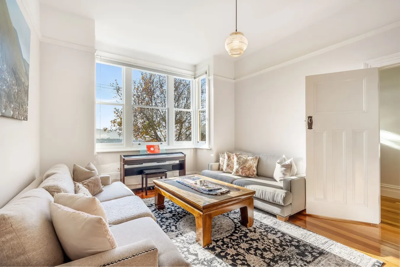 Cosy Upgraded Character Home in Leafy West Hobart 20