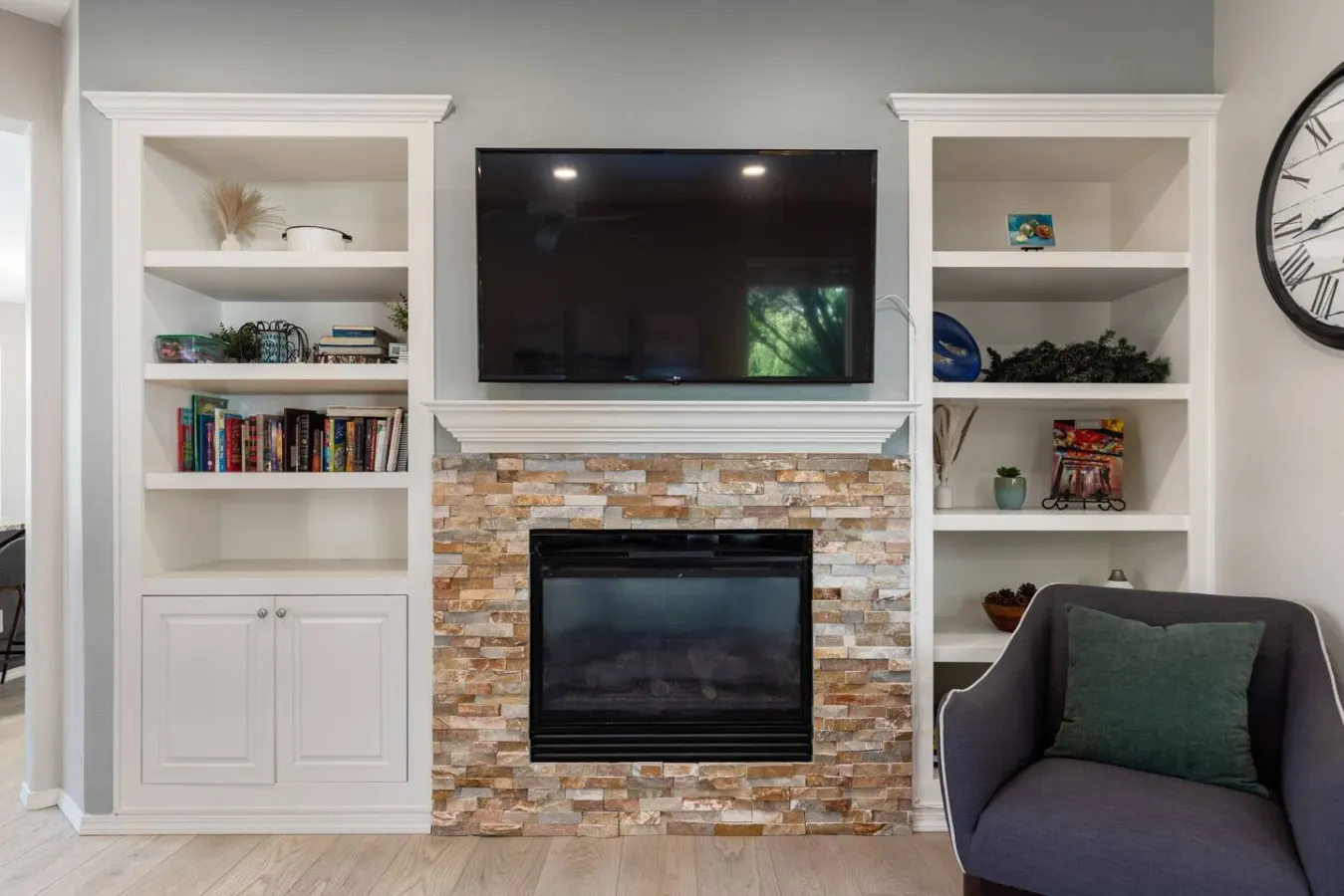 Contemporary Kirkland Retreat ~ 4 Bedroom 10