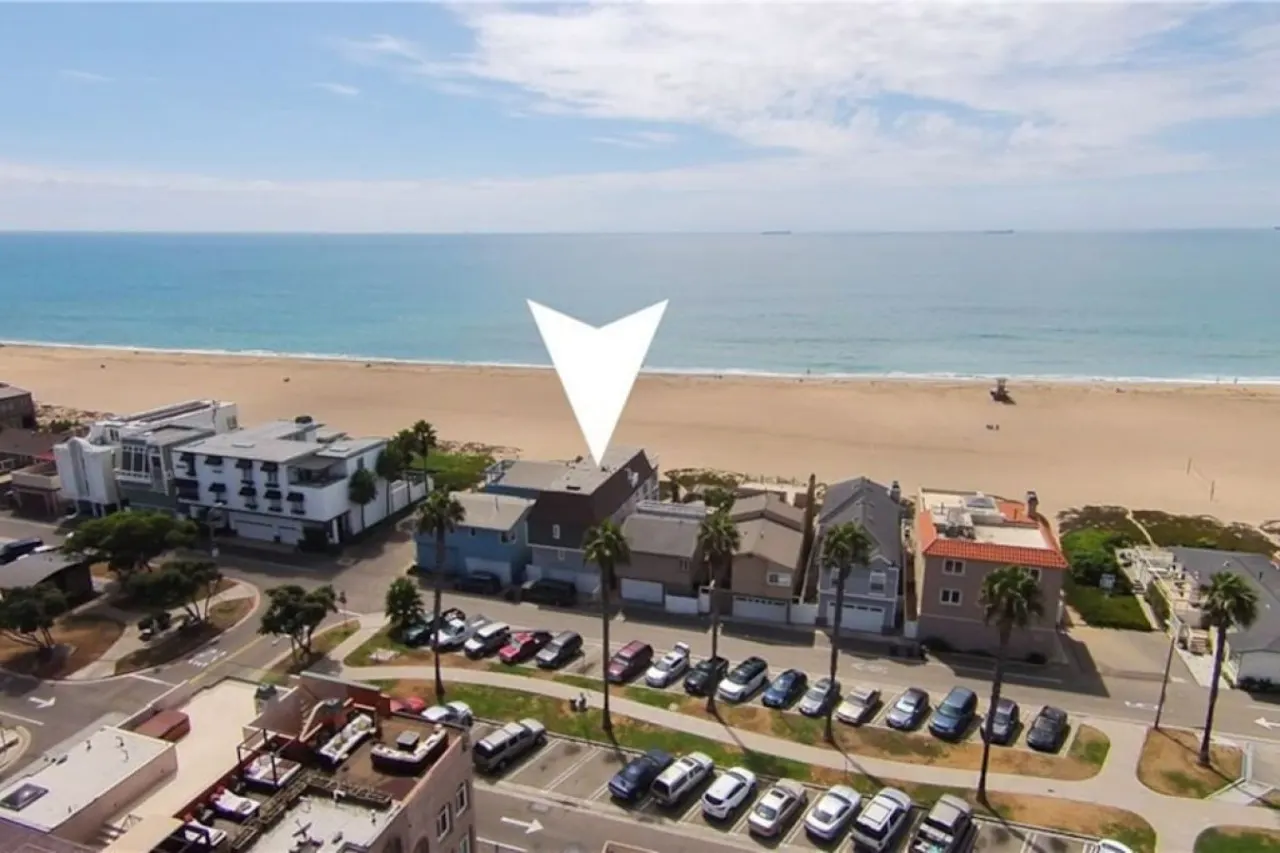 Beachfront Sunset Beach Condo | Ocean Views & Beach Access — photo 2