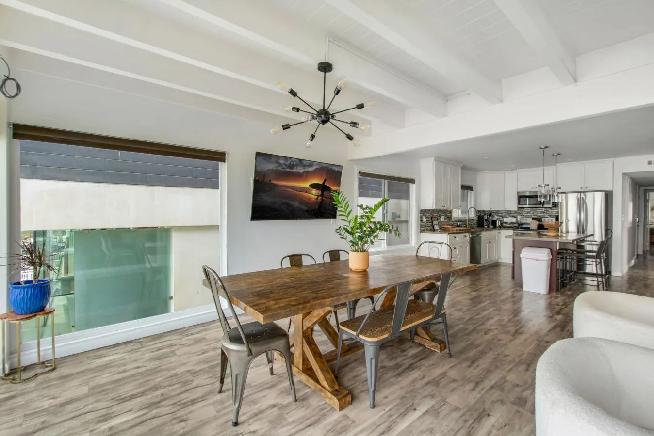 Beachfront Sunset Beach Condo Ocean Views & Beach Access 9