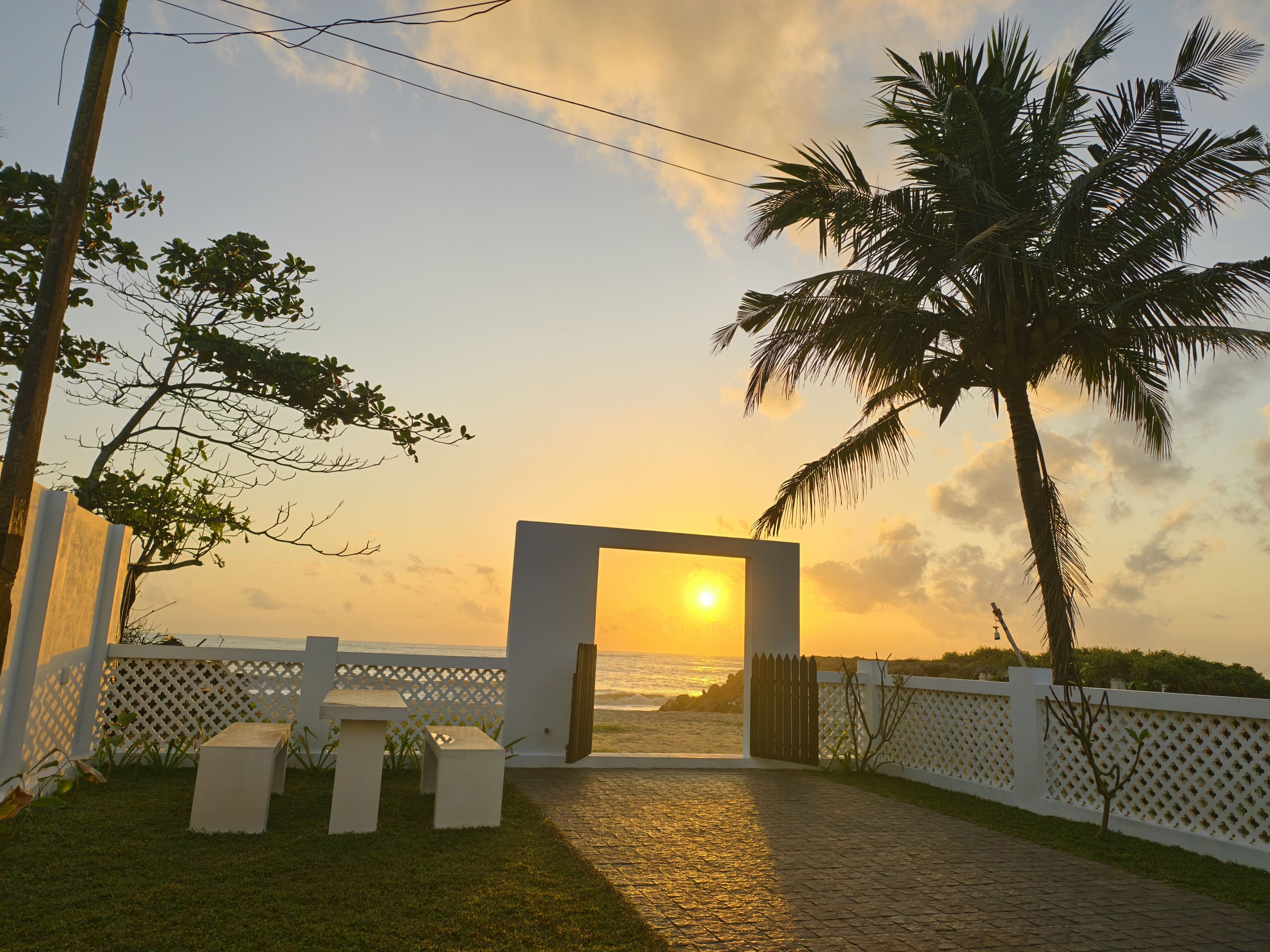 Frame - Beach facing Suite 17