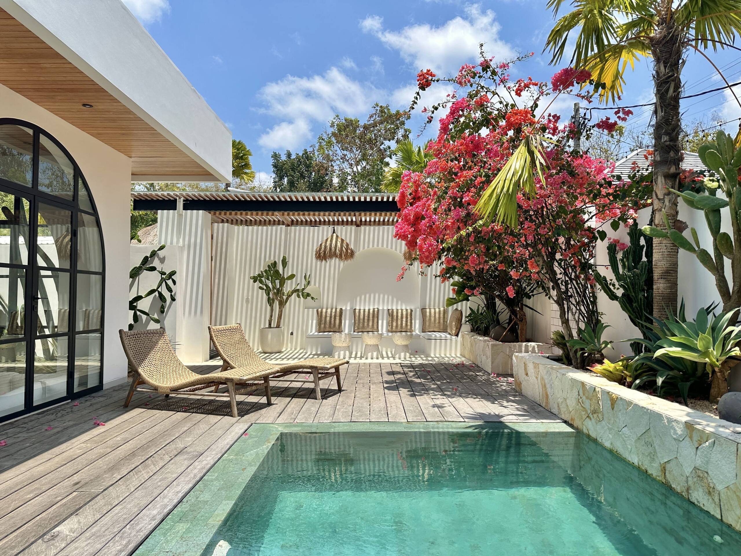 The Young Villas: Tropical 2 Br villa in Bingin — photo 2