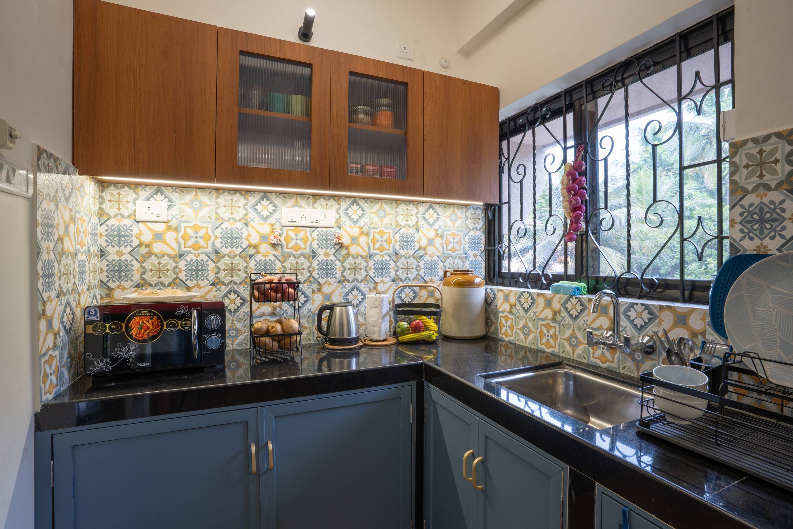 The Stylish Boho 1BK Near Candolim Beach 13