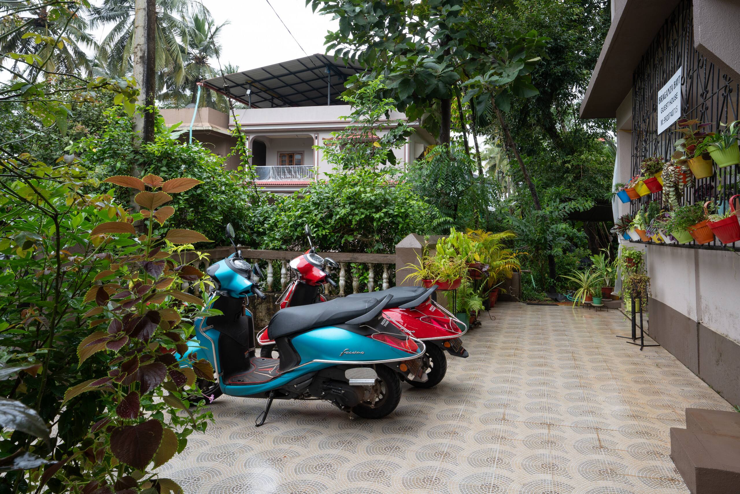 The Stylish Boho 1BK Near Candolim Beach 28