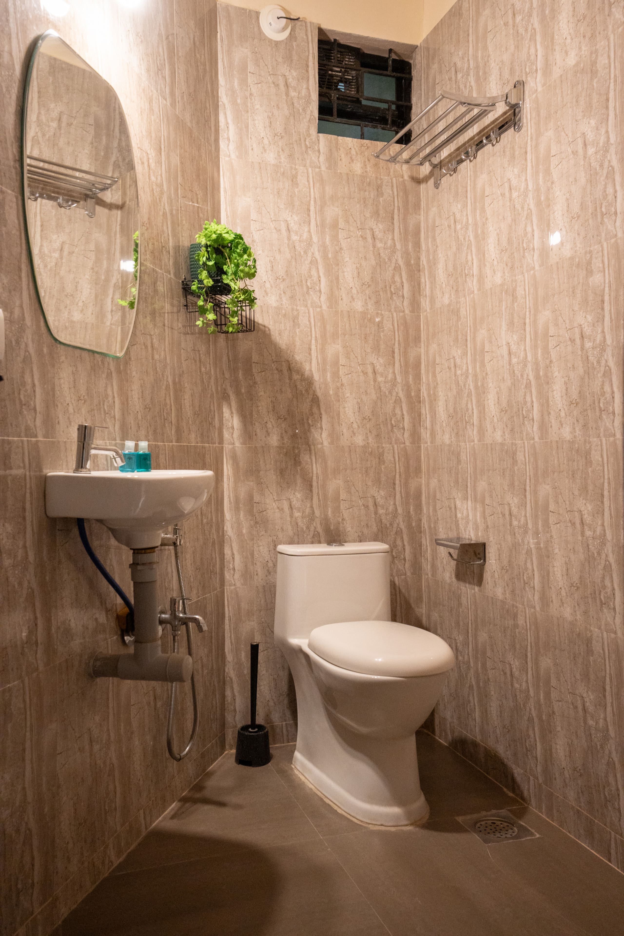 The Stylish Boho 1BK Near Candolim Beach 8