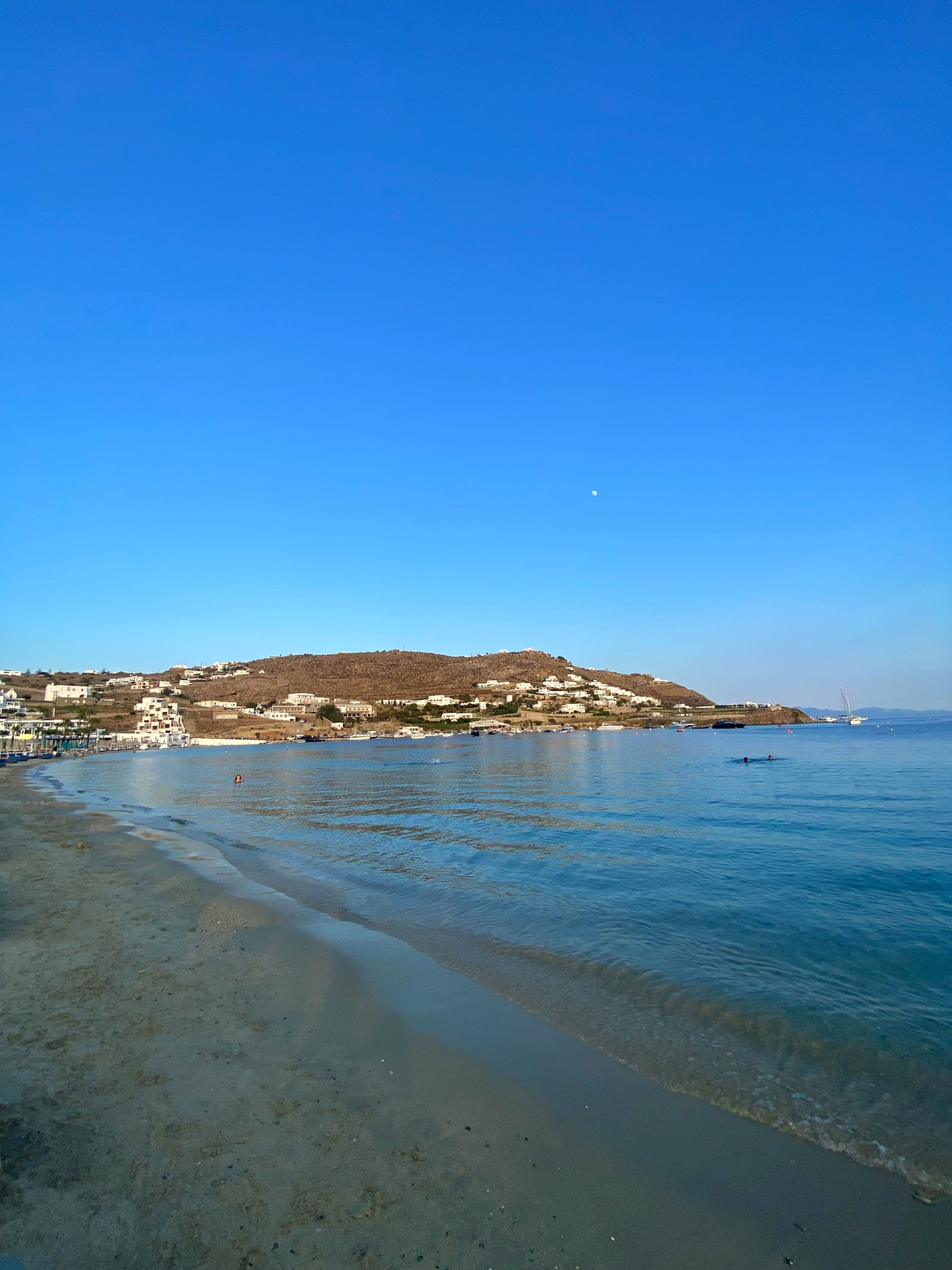 Mykonos Twins 3 17