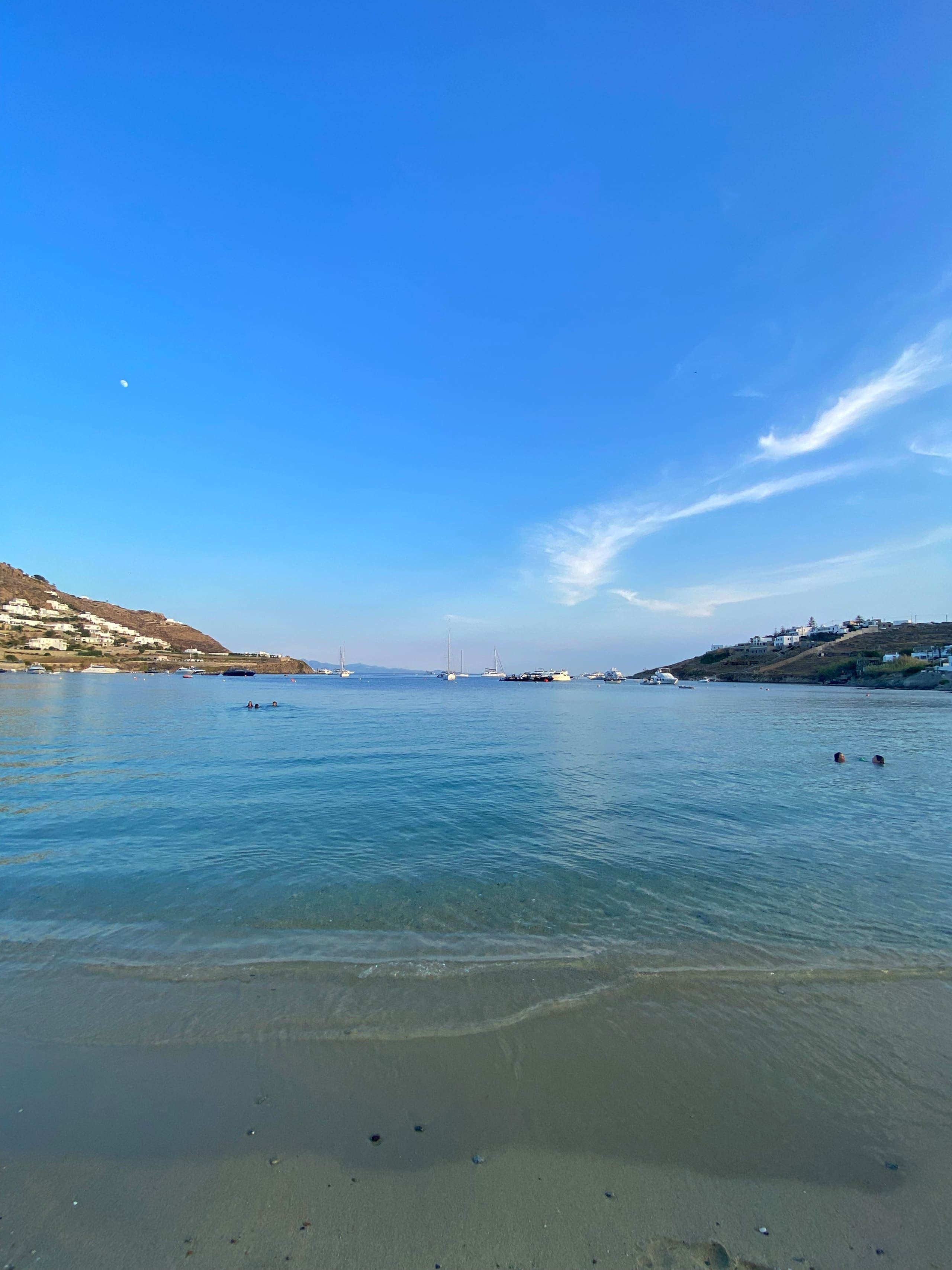 Mykonos Twins 3 15