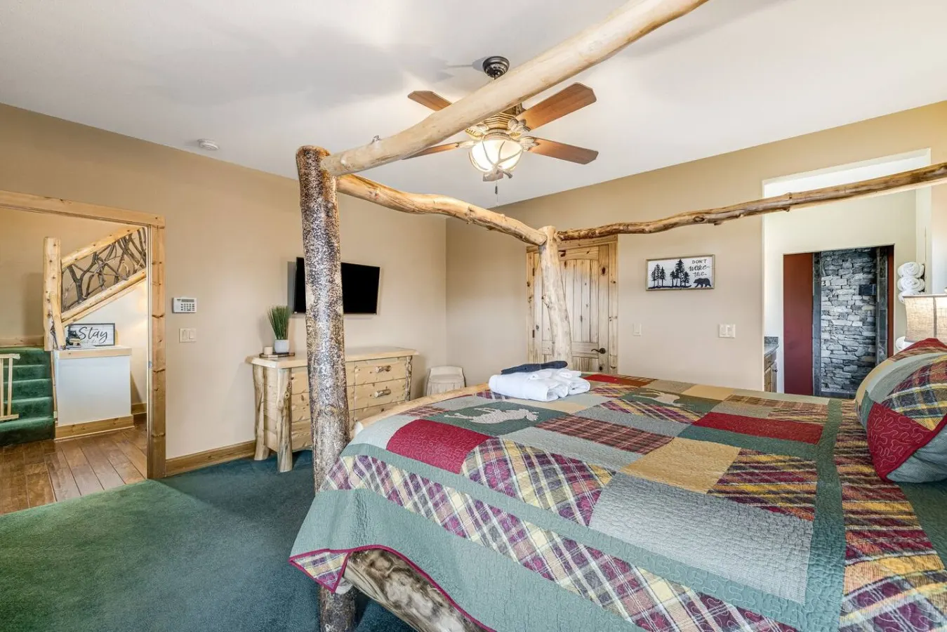Mtn View Cabin Hot Tub, Pool Table & Fireplace 13